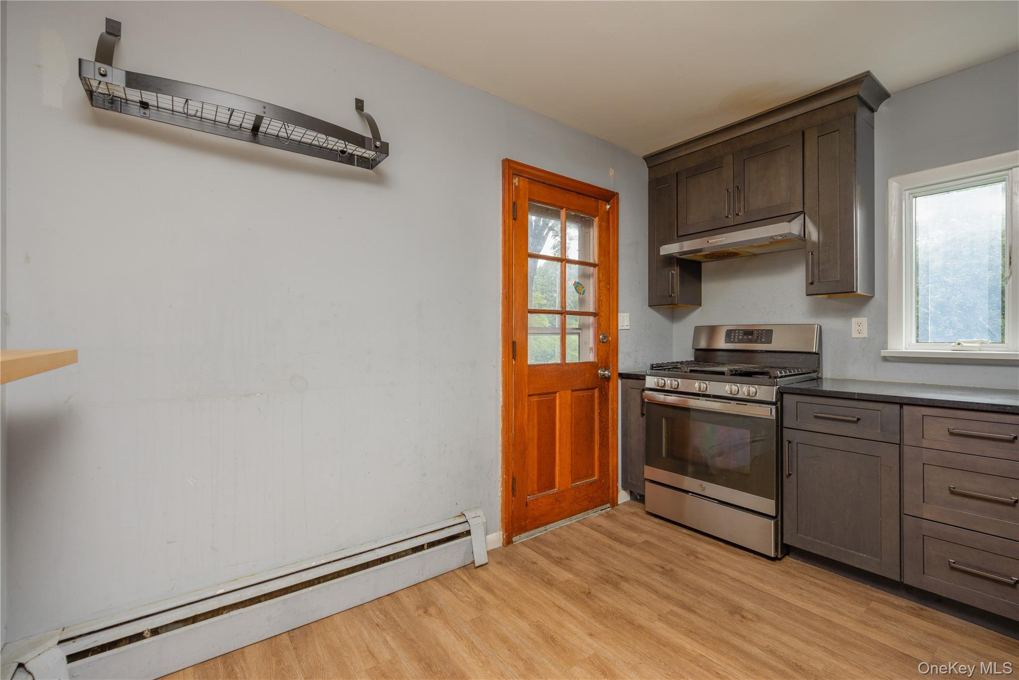 225 S Harrison Avenue Property Photo 11