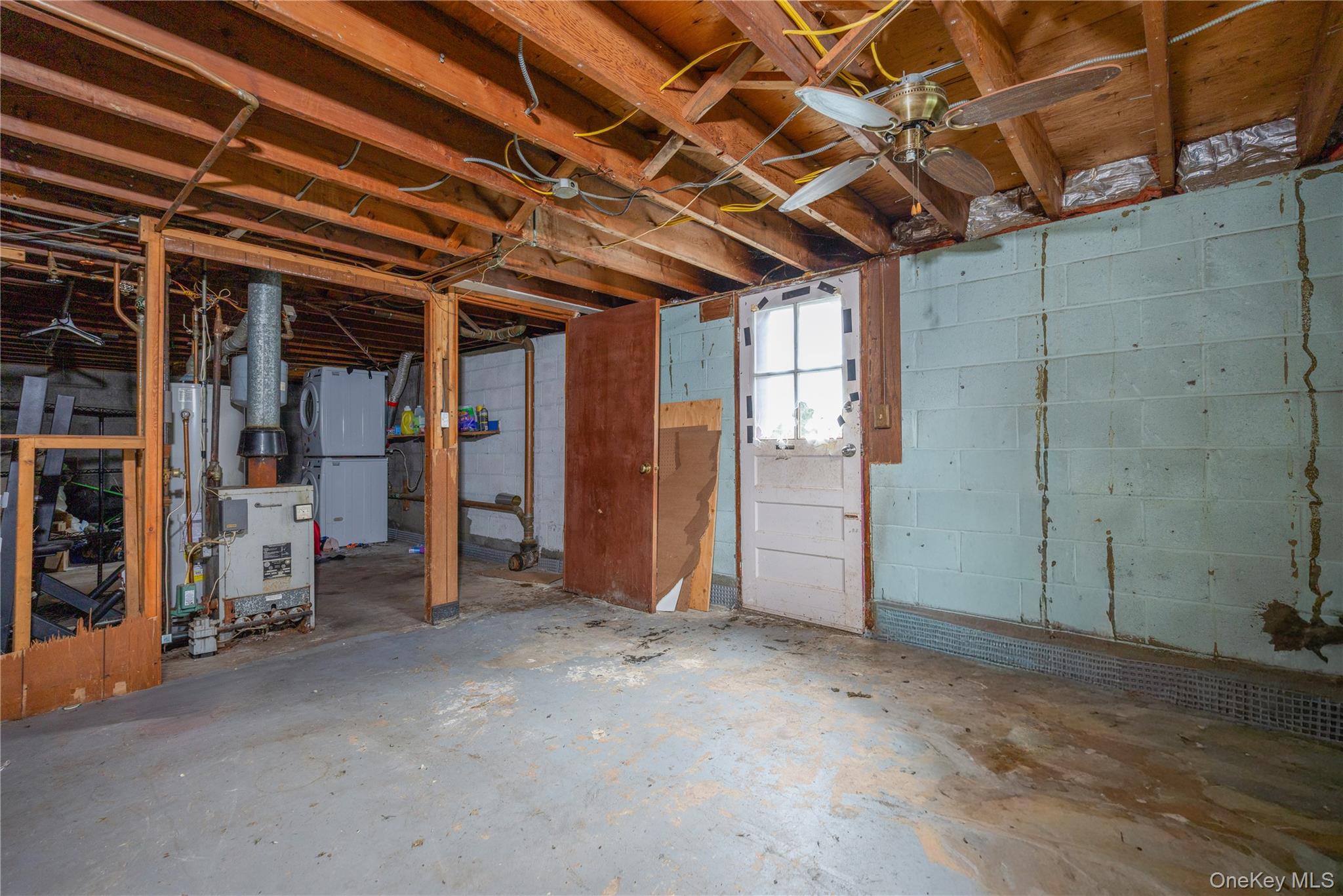 225 S Harrison Avenue Property Photo 20