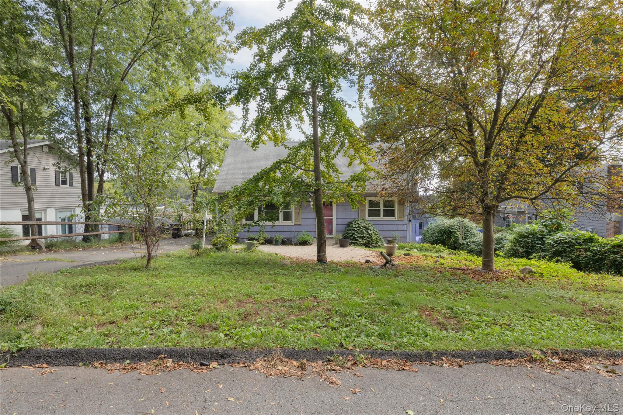 225 S Harrison Avenue Property Photo 24