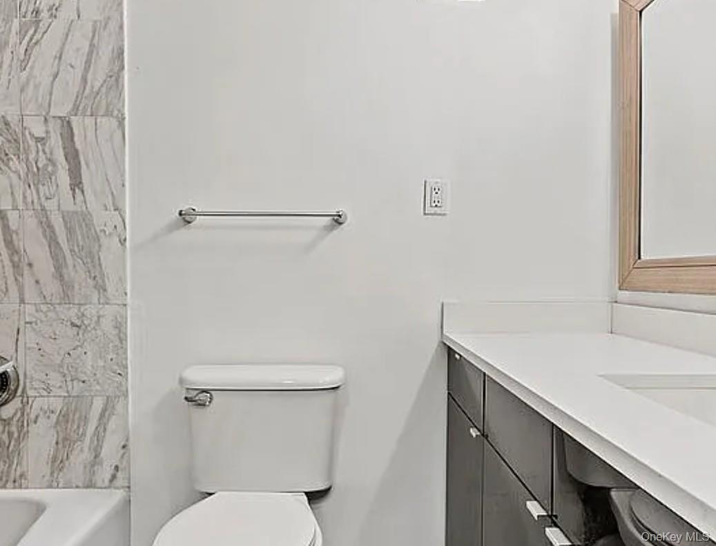280 Rector Place 9h Property Photo 4