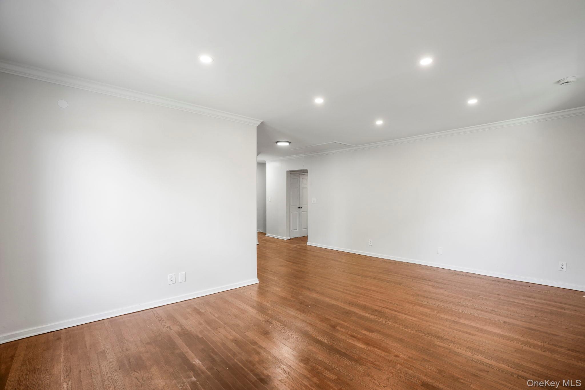 100 Cedar Street A17 Property Photo 4
