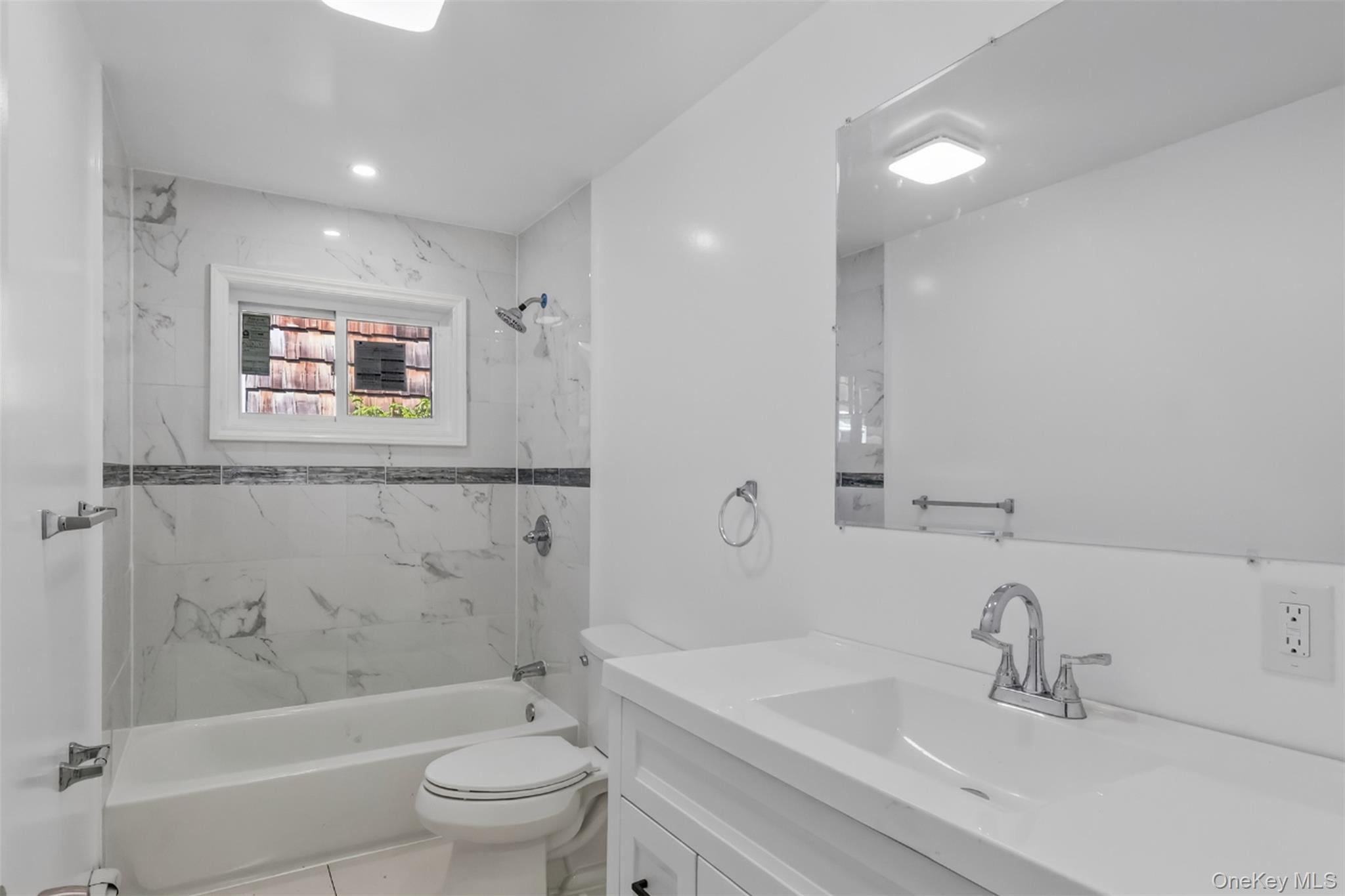 196 Burney Property Photo 8