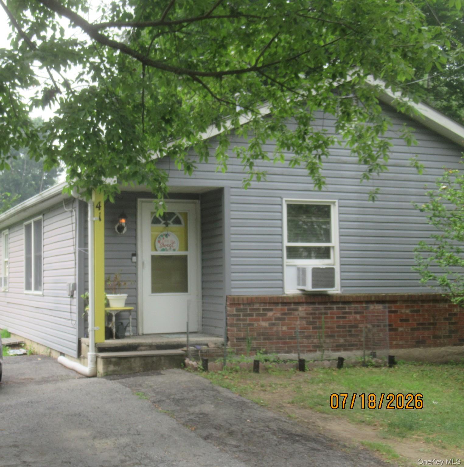 41 Clinton Street Property Photo 3
