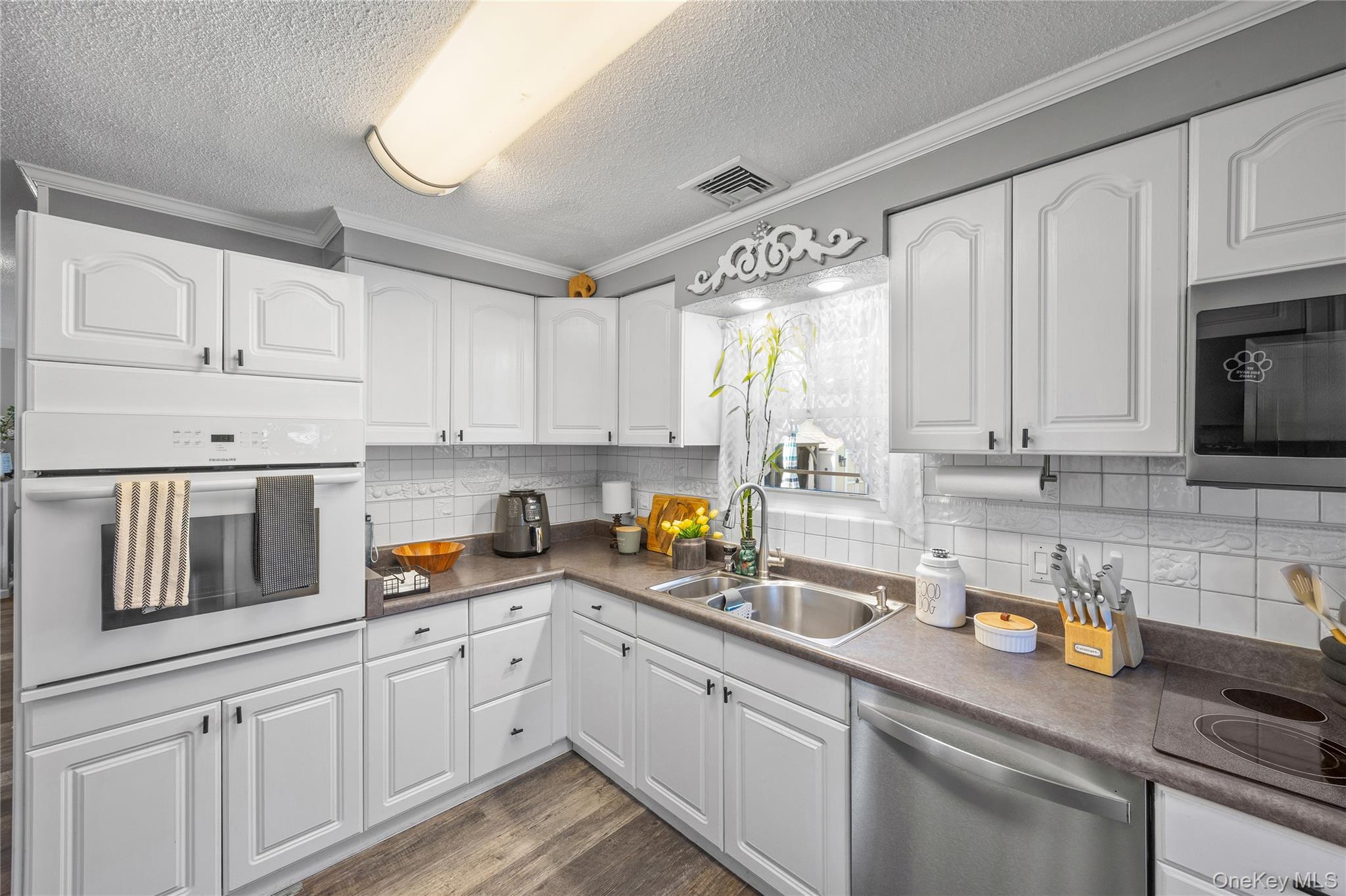 1430 12th Street Property Photo 6
