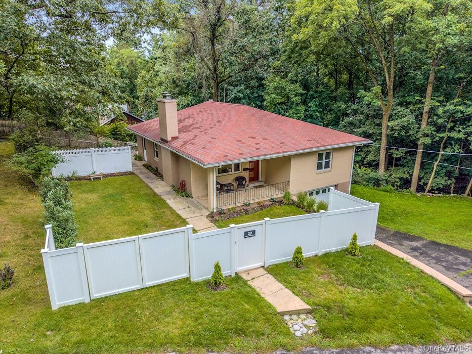 20 Ravensdale Road Property Photo 33