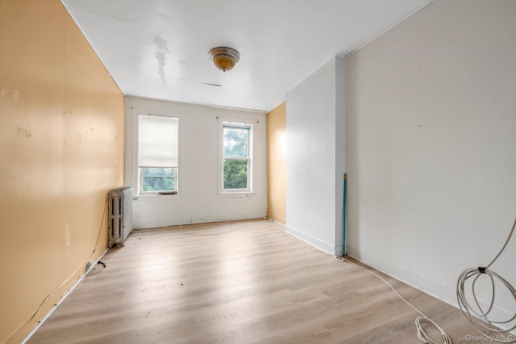 233 Sheridan Avenue Property Photo 8
