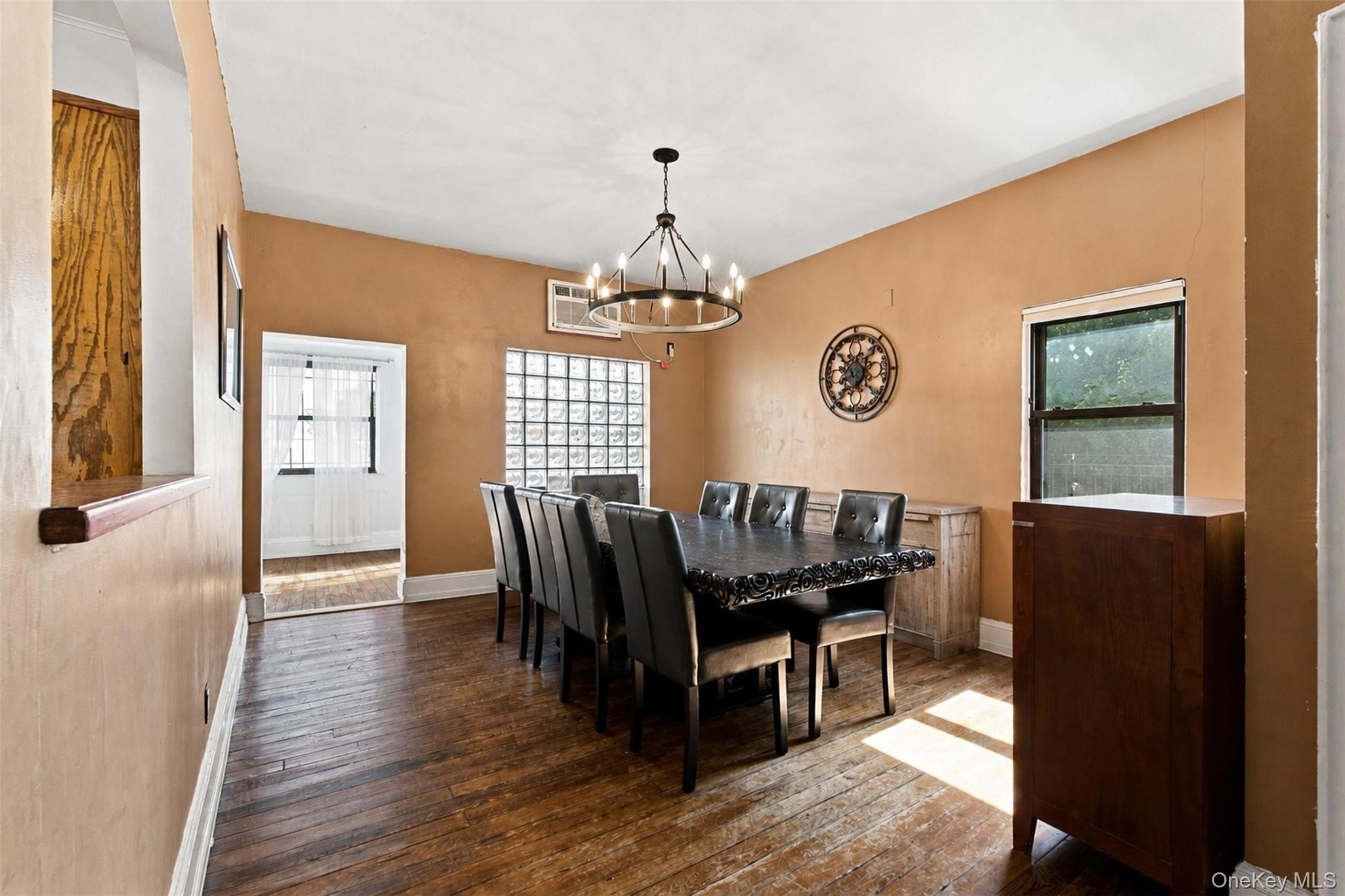 1176 Lydig Avenue Property Photo 13