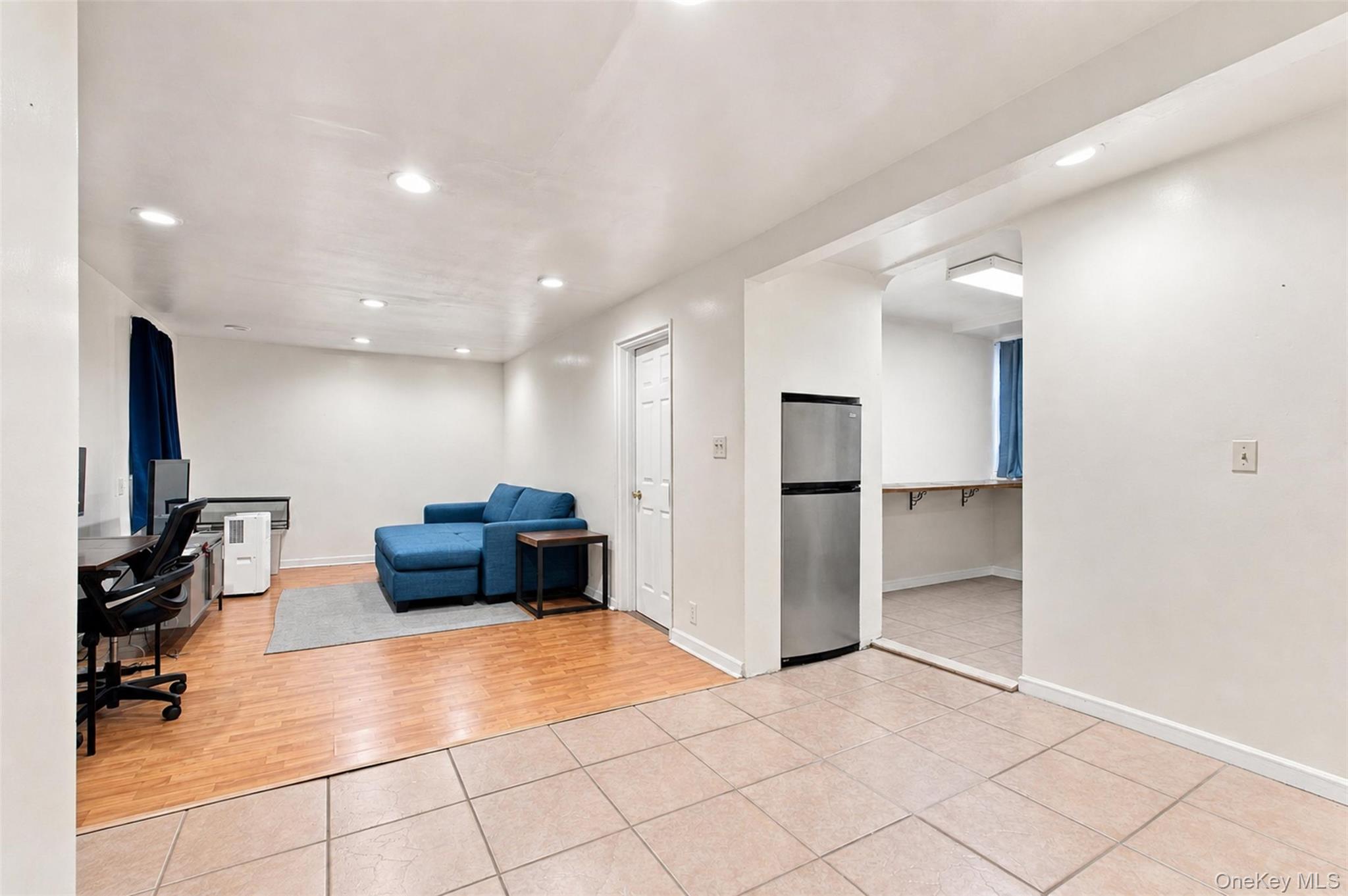 1176 Lydig Avenue Property Photo 28