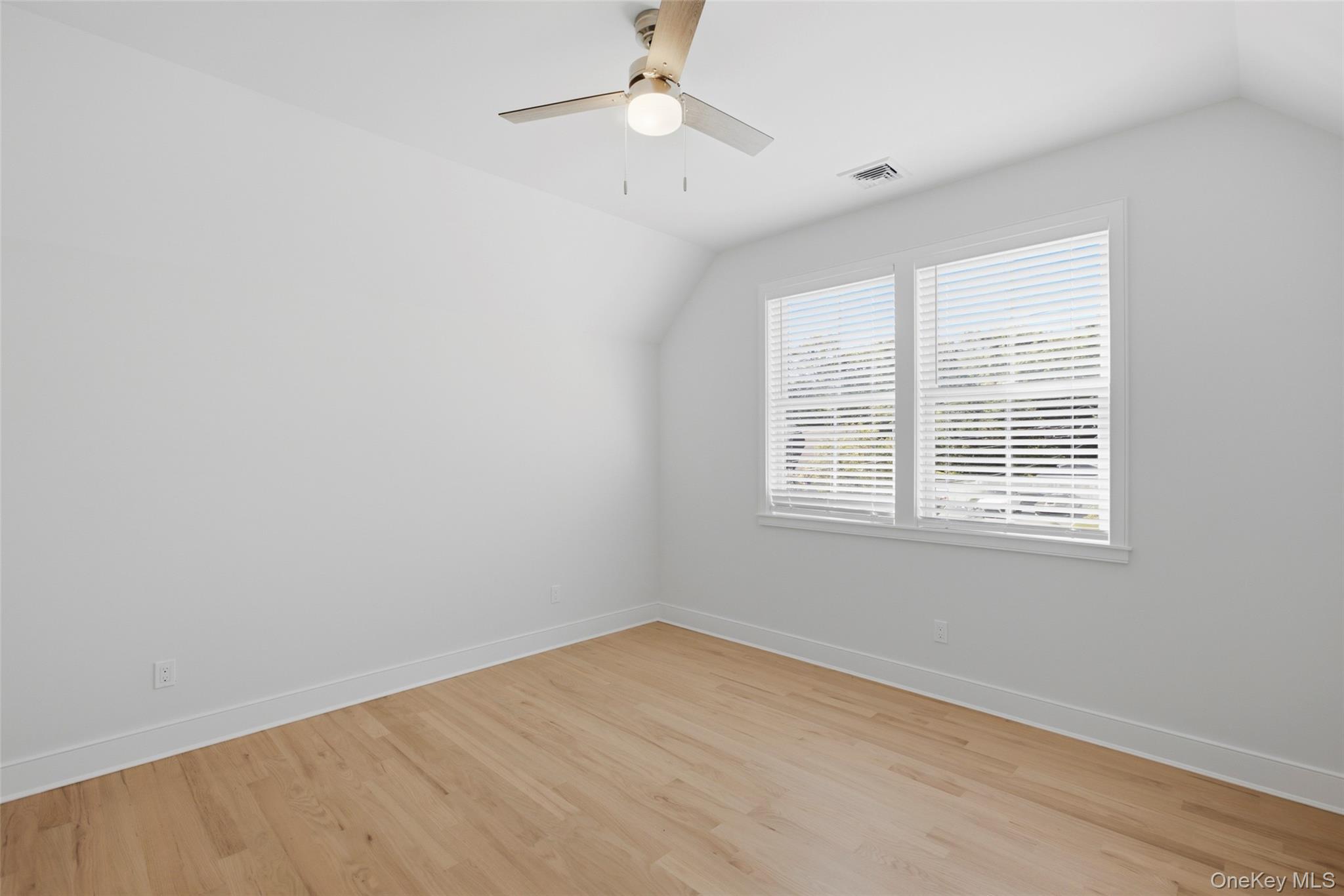 11 Park Street Property Photo 20
