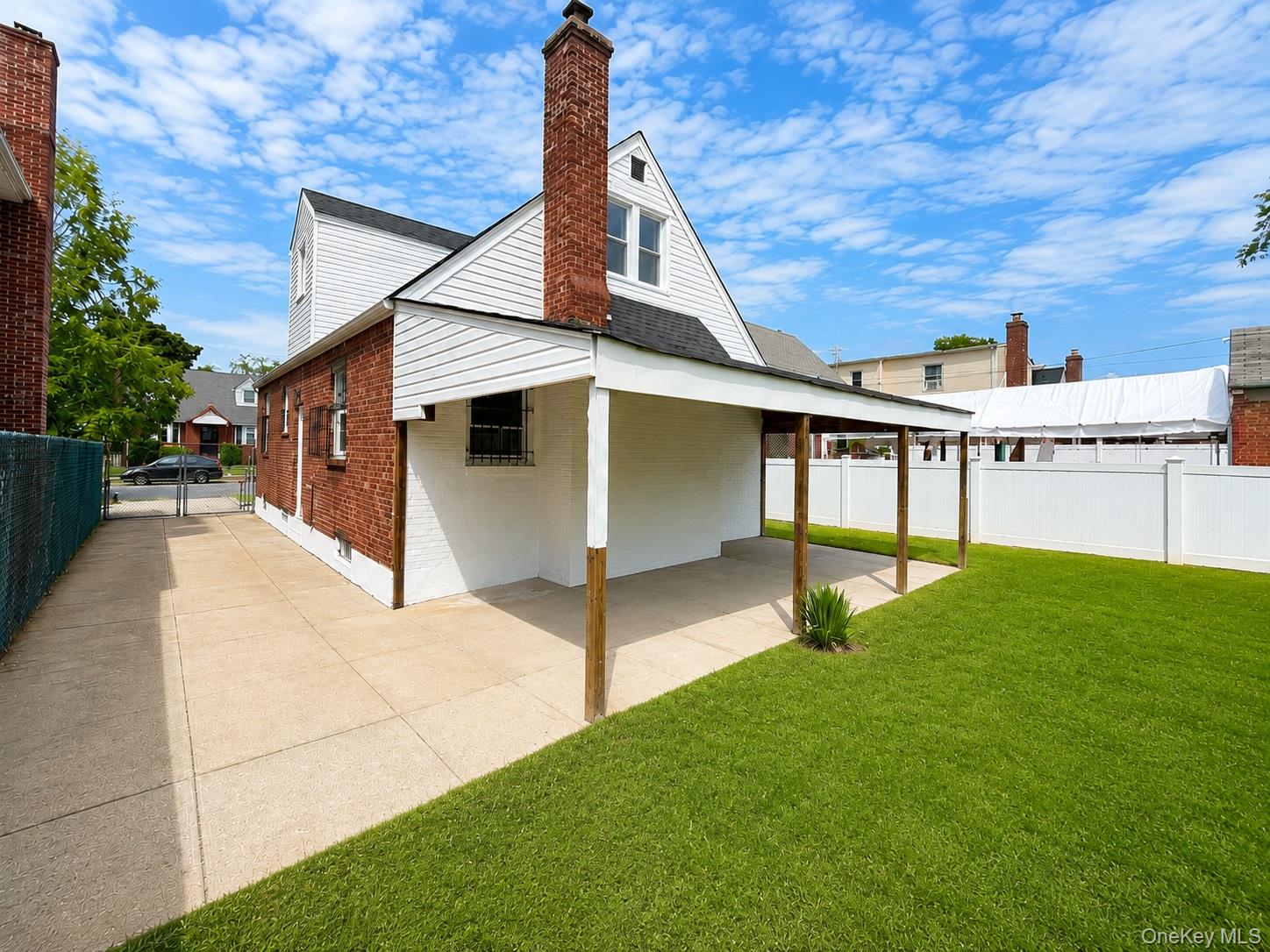 130-31 218 Street Property Photo 15