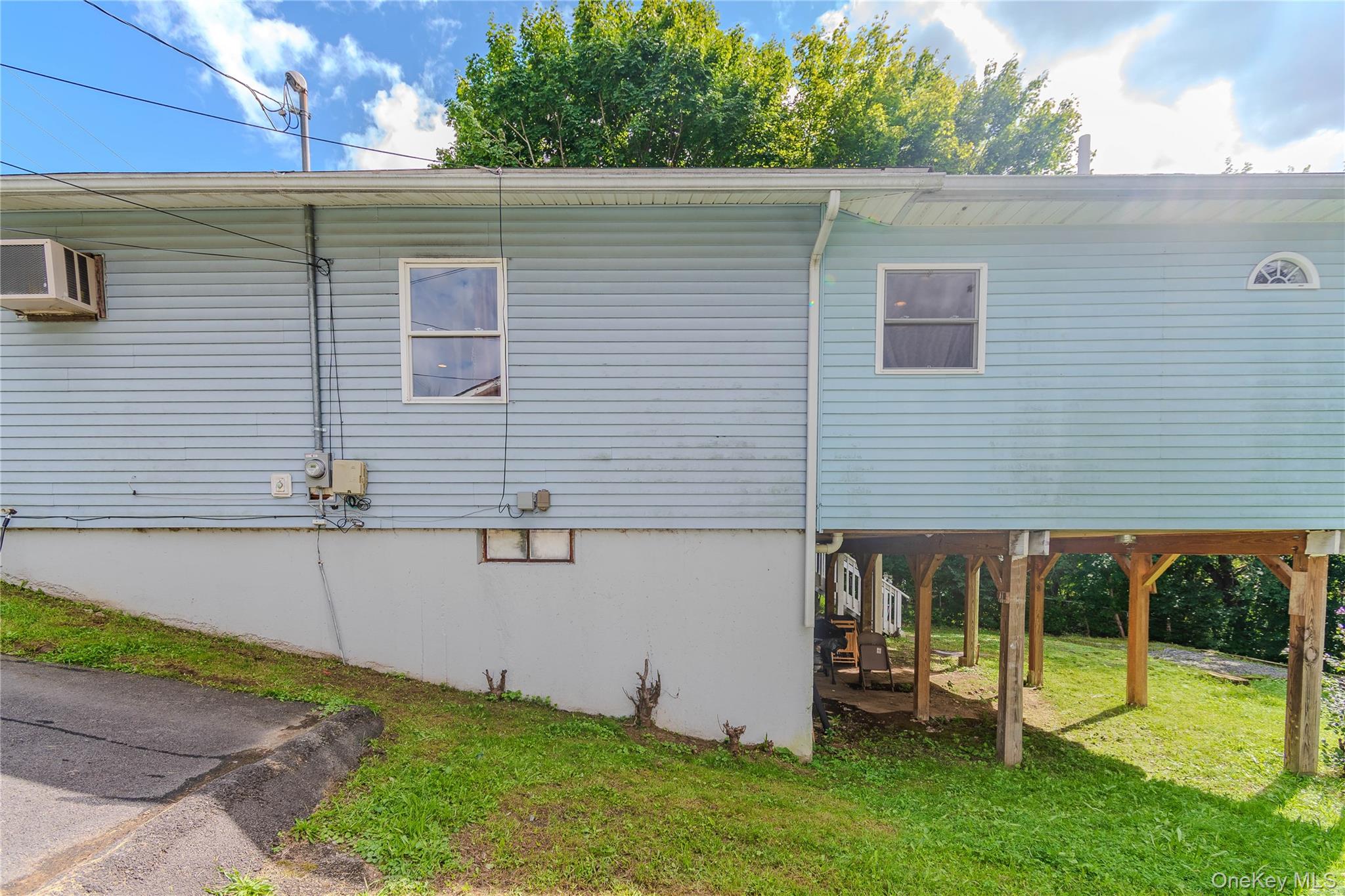 7 Fleetwood Drive Property Photo 6