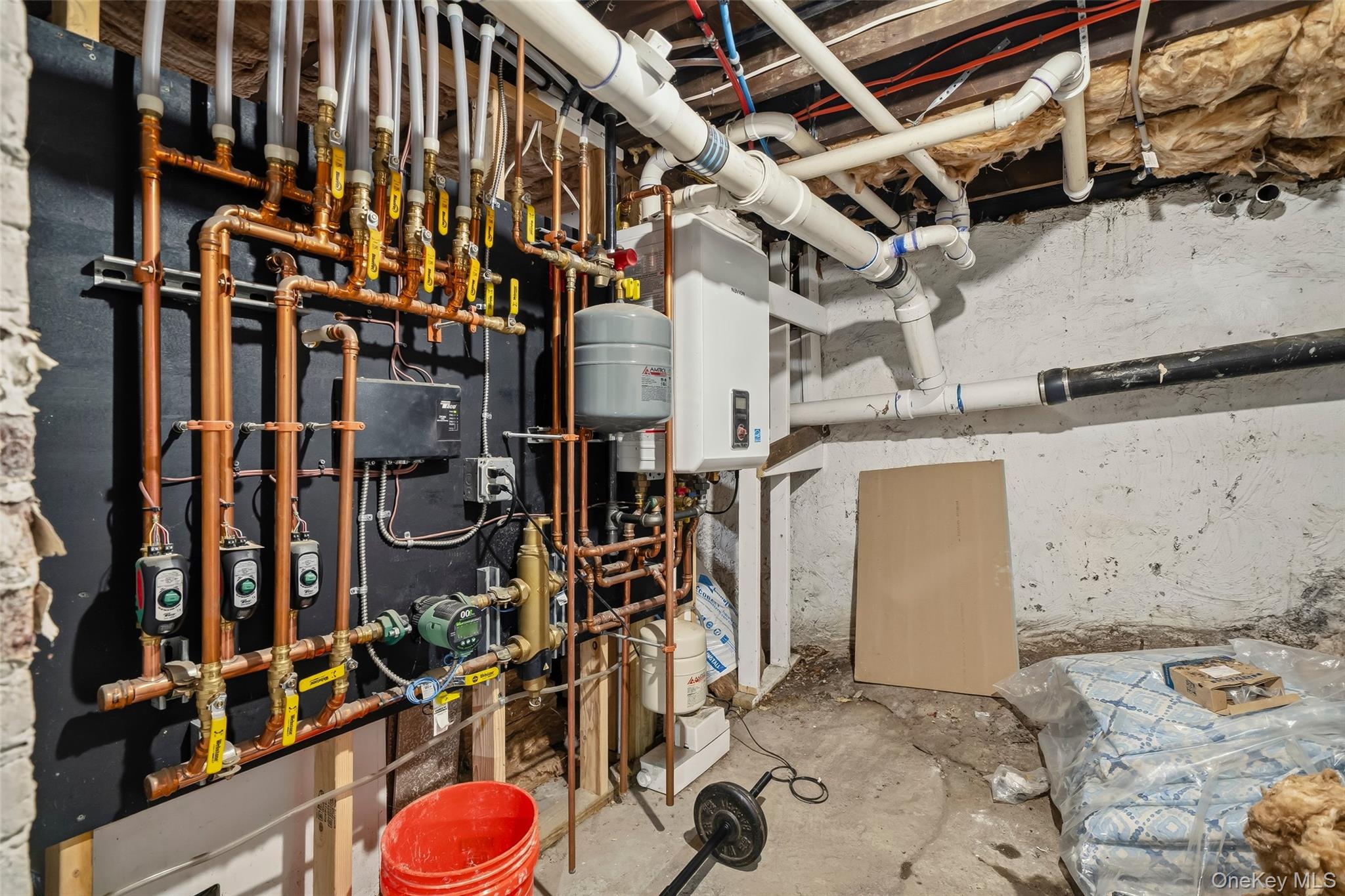 16 Hillside Avenue Property Photo 37