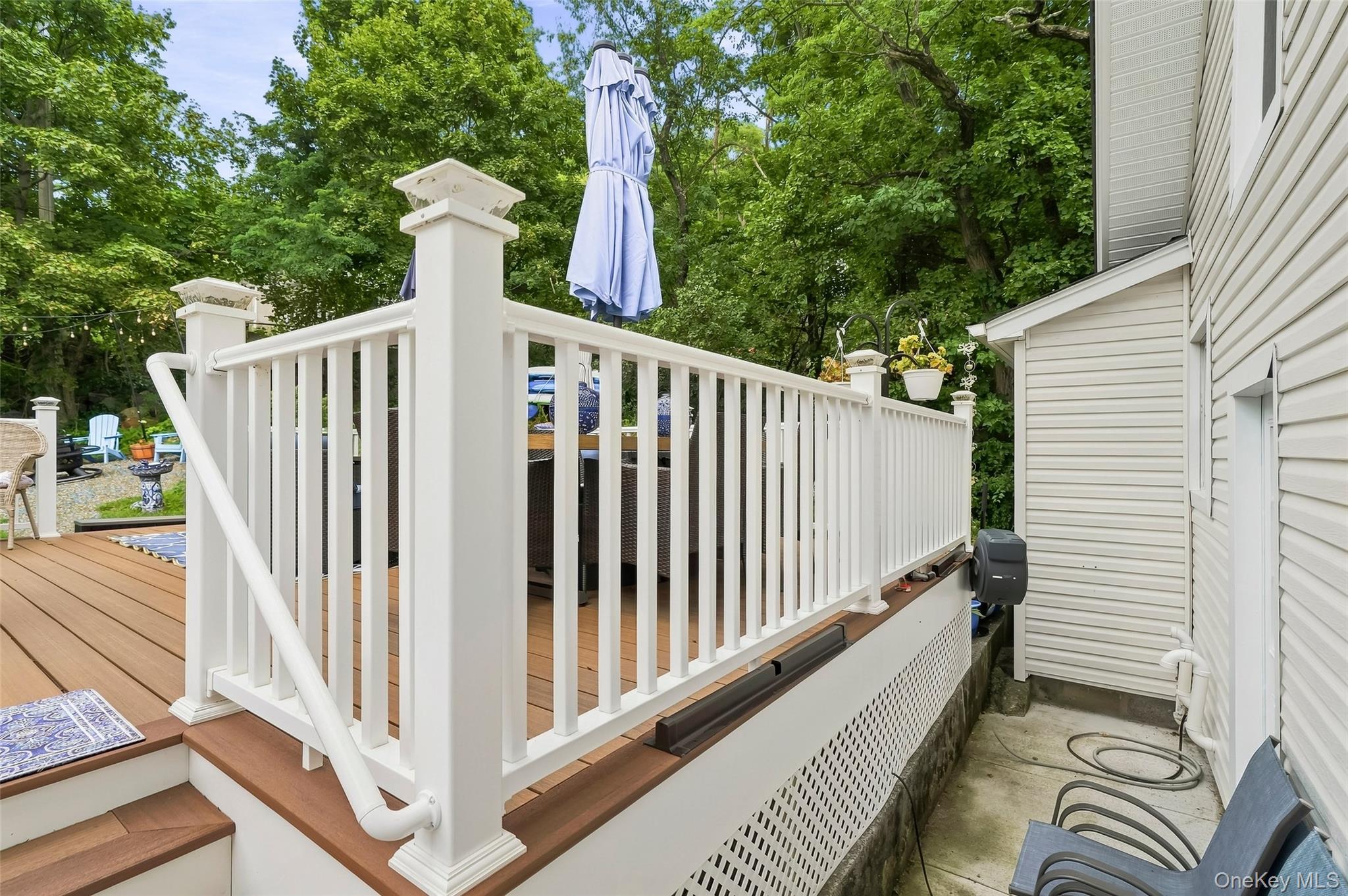 16 Hillside Avenue Property Photo 38