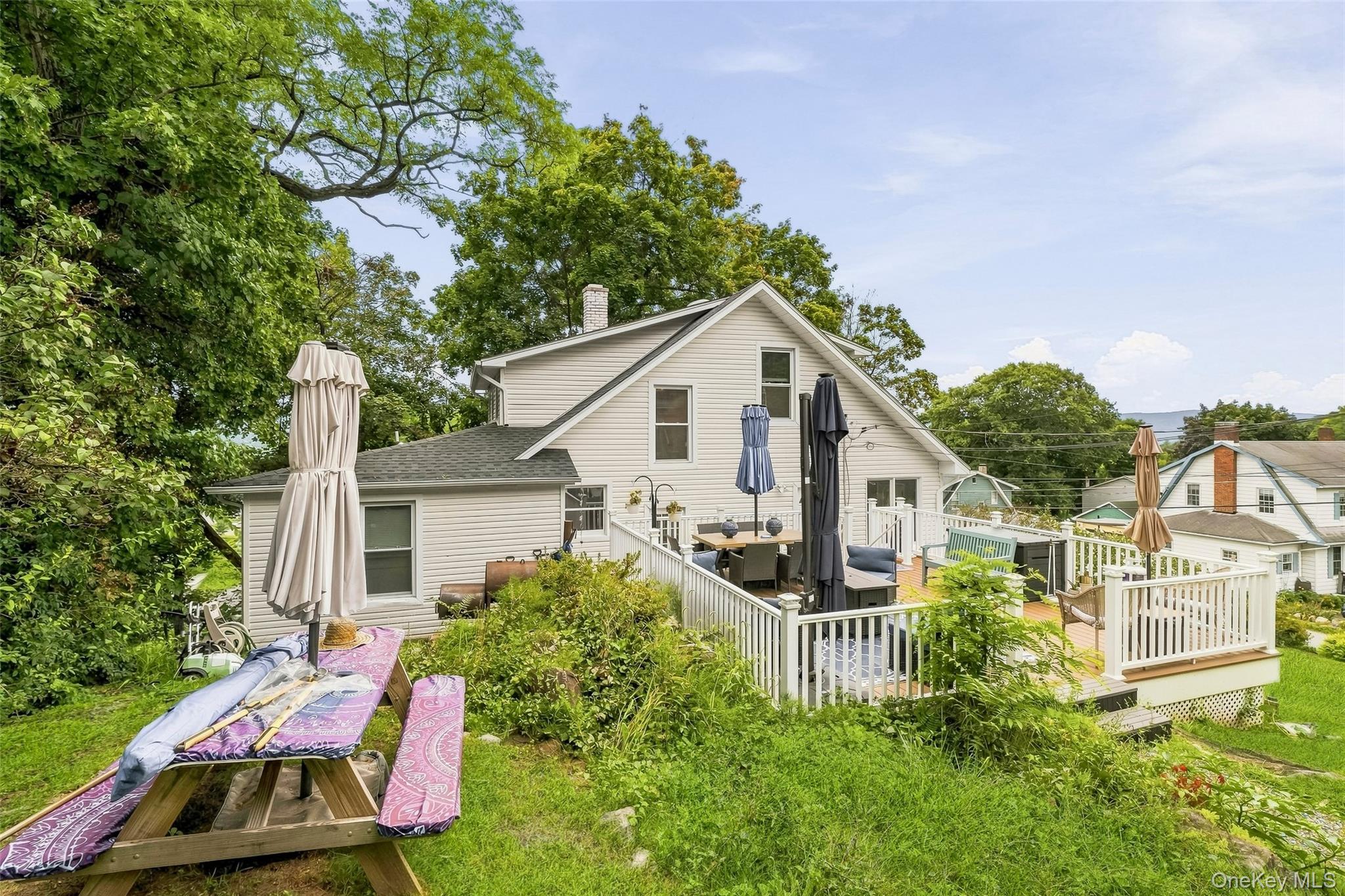 16 Hillside Avenue Property Photo 42