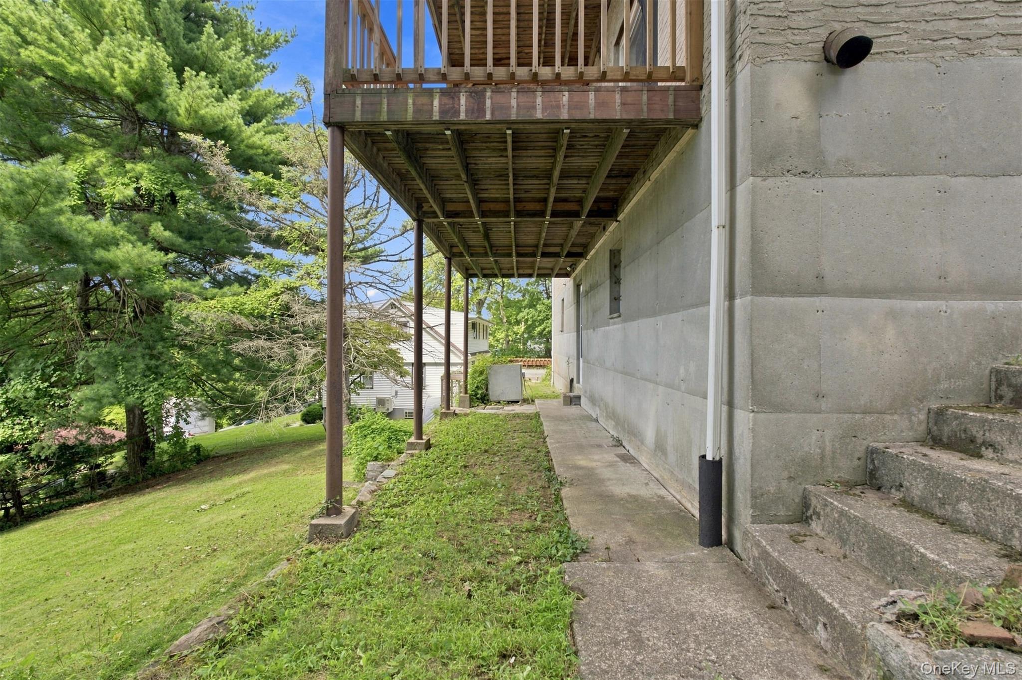 18 Bonaventure Avenue Property Photo 36