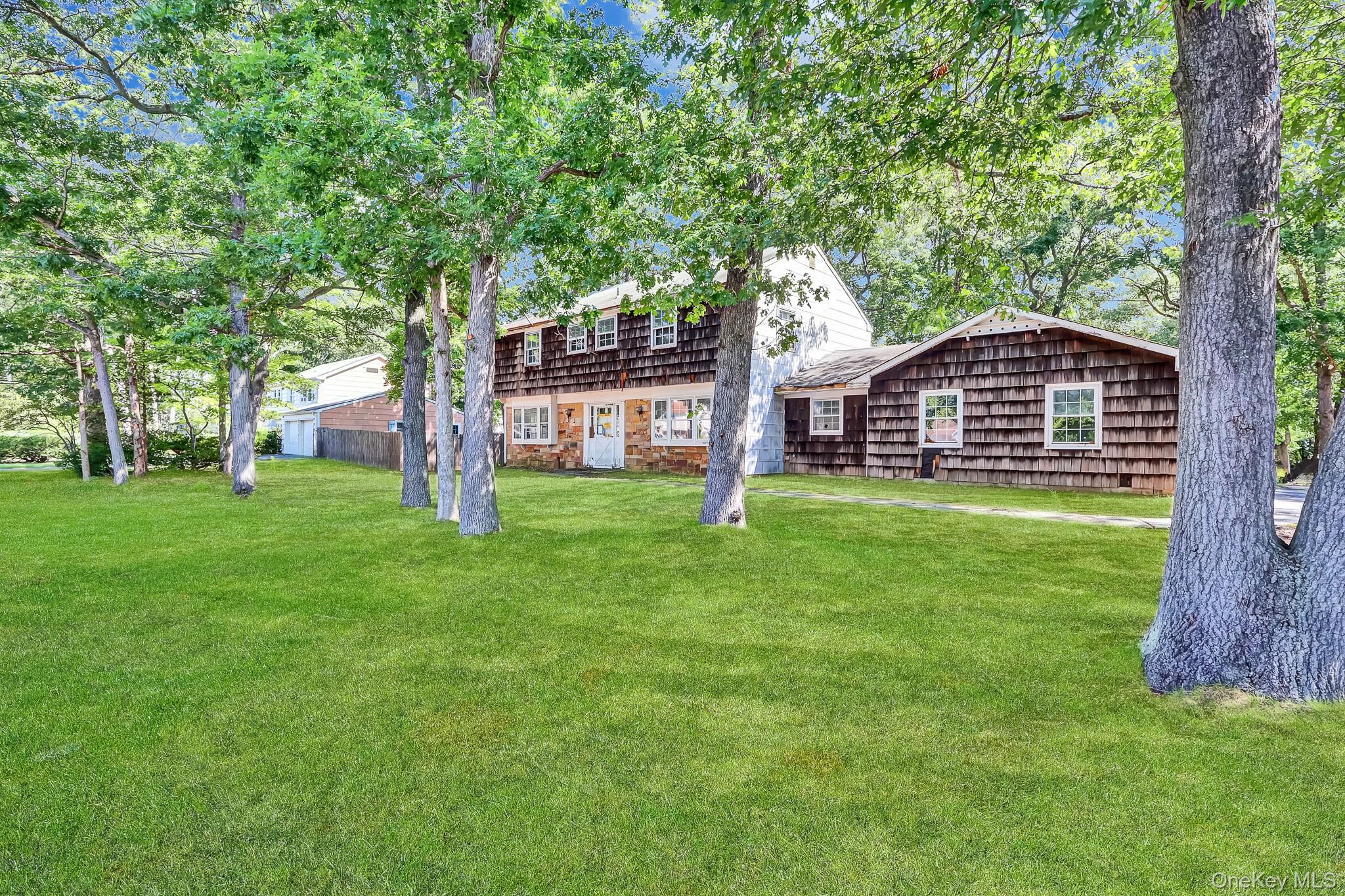 1343 Stony Brook Road Property Photo 2