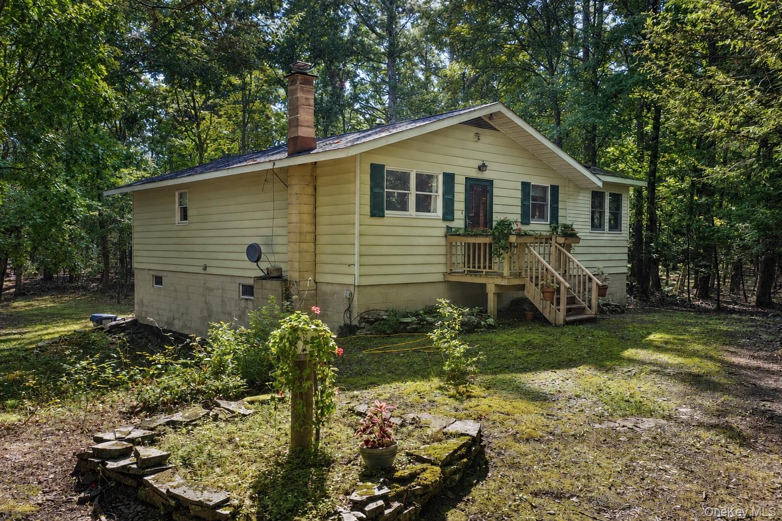 426 Potic Creek Road Property Photo 2