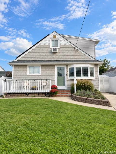 14 E Seacrest Avenue Property Photo 1