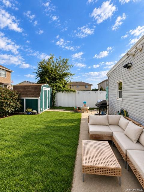 14 E Seacrest Avenue Property Photo 3