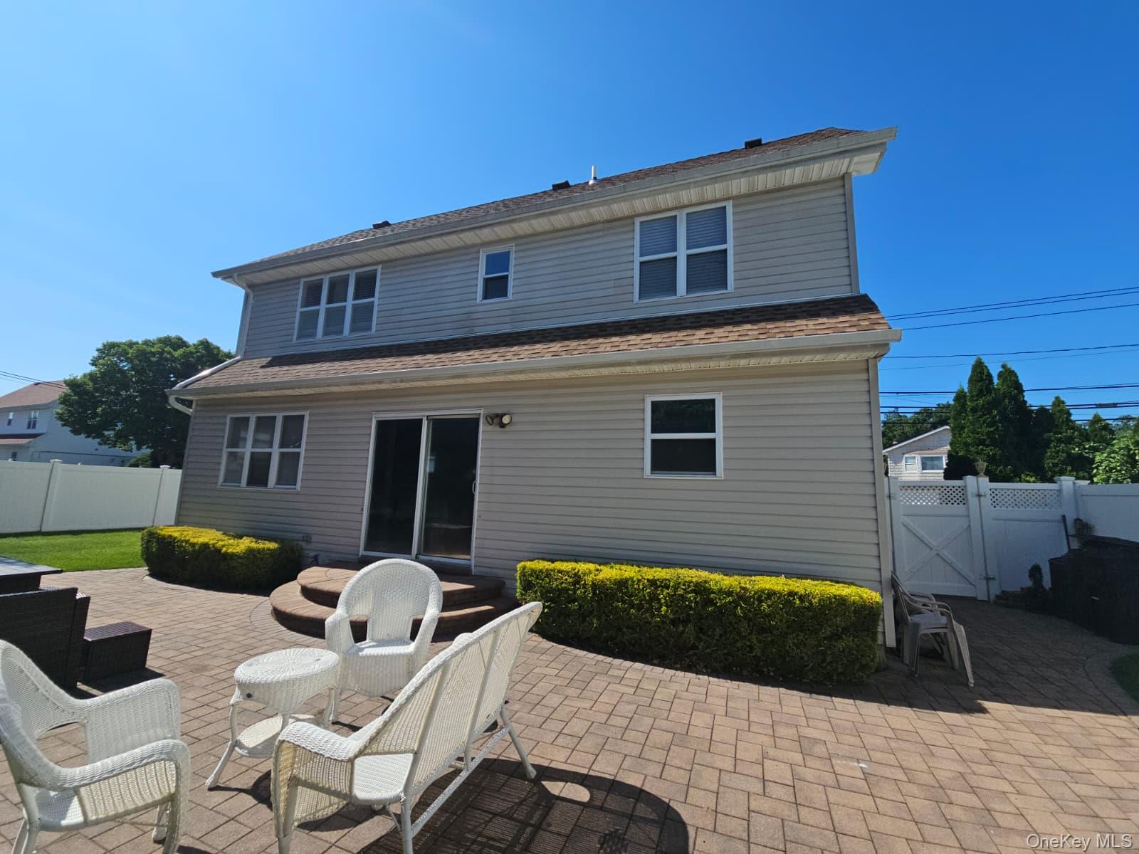 126 Washington Avenue Property Photo 6