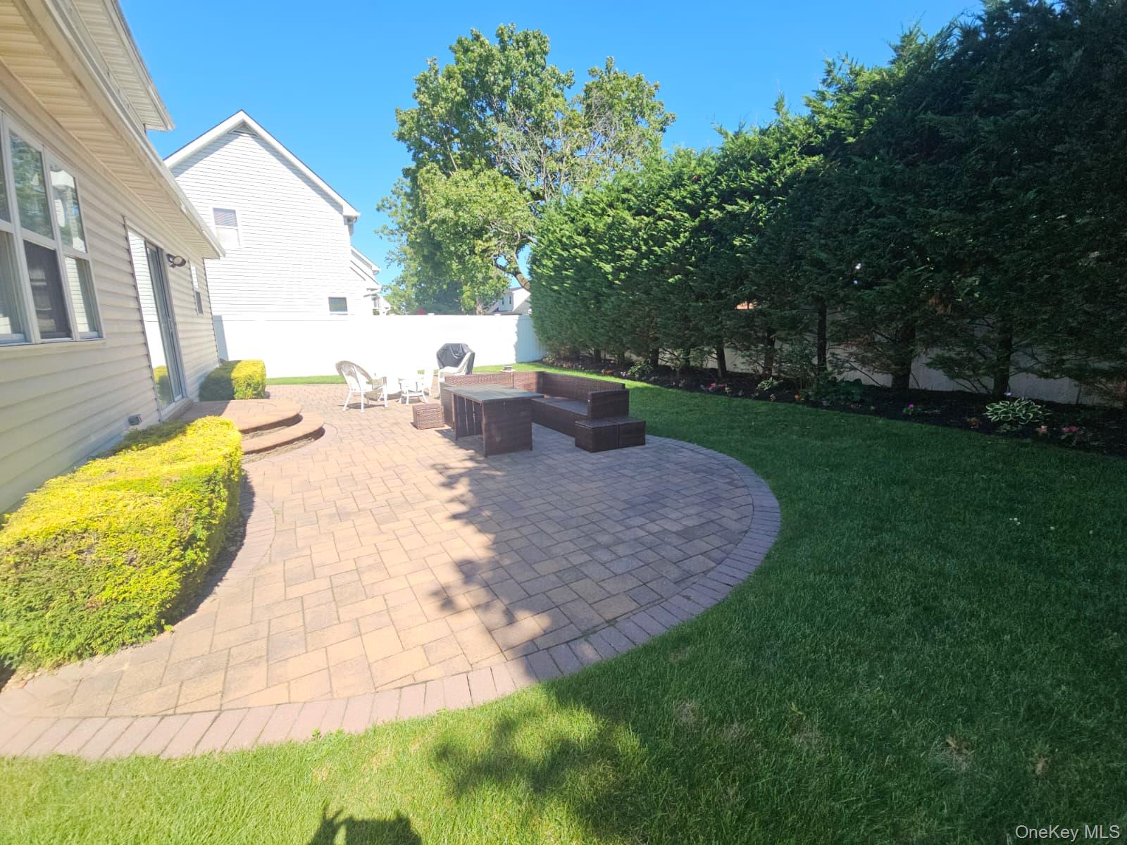 126 Washington Avenue Property Photo 7