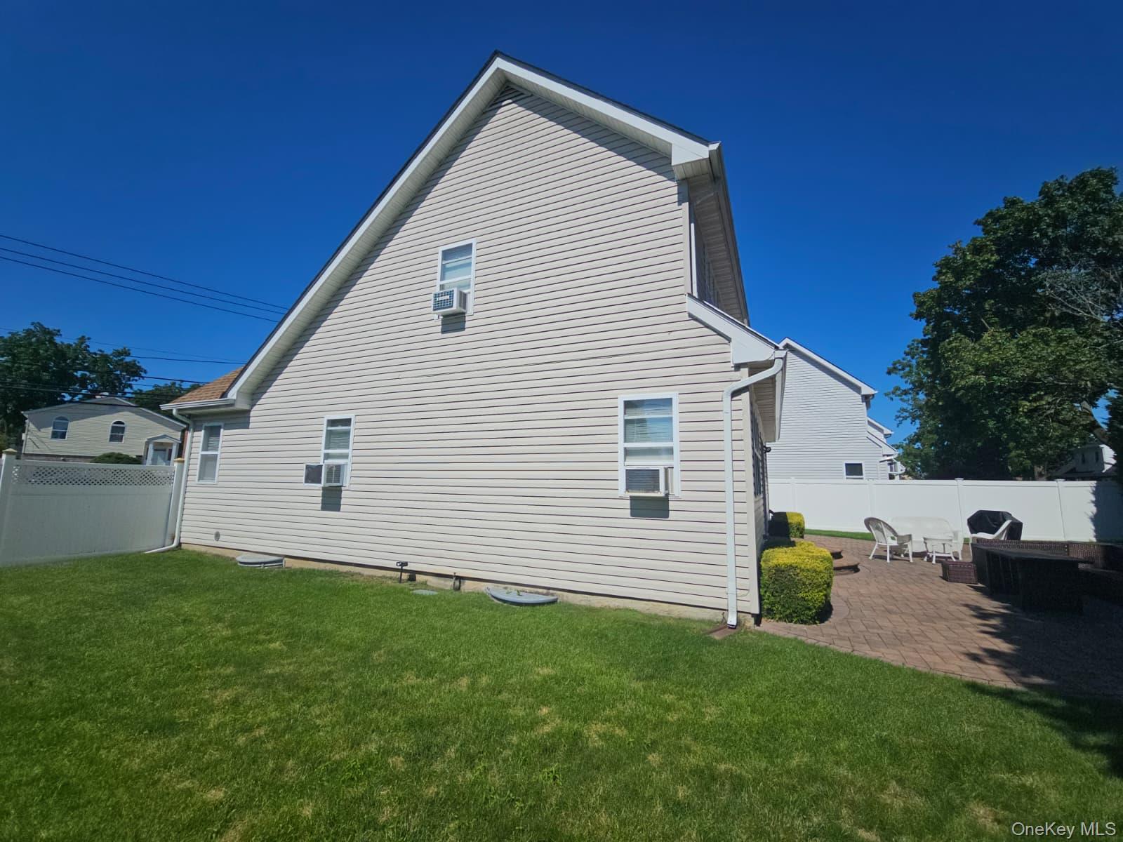 126 Washington Avenue Property Photo 9