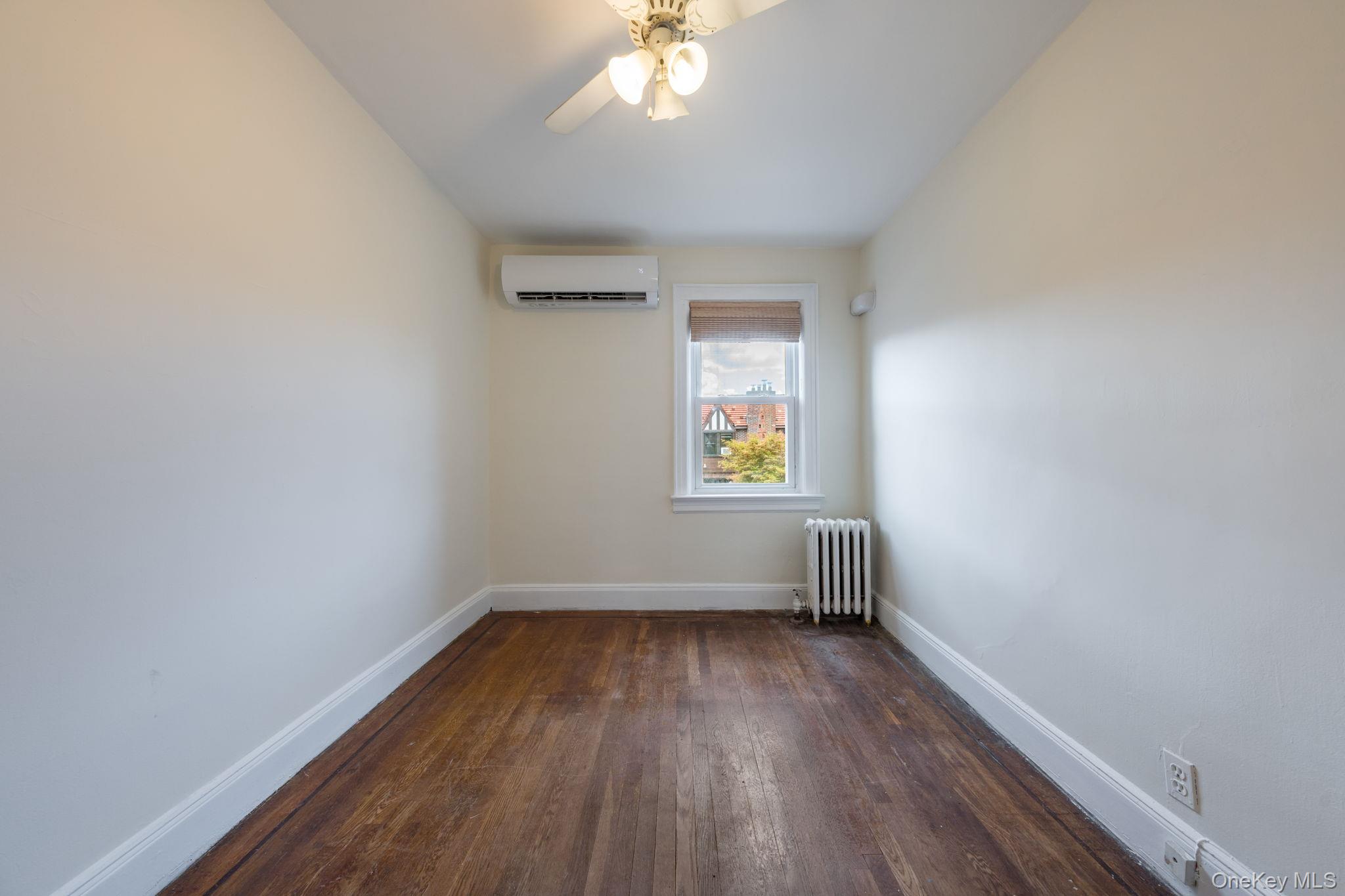 130-35 229th Street Property Photo 8
