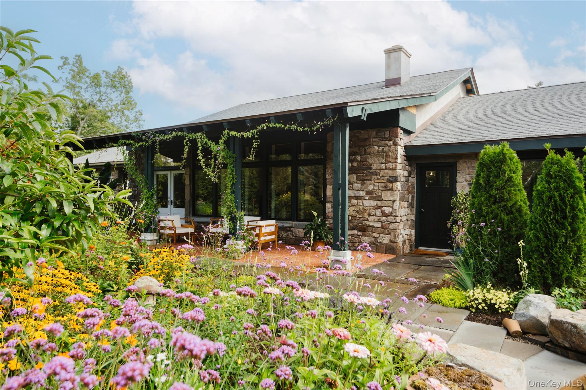 764 Lapla Road Property Photo 1