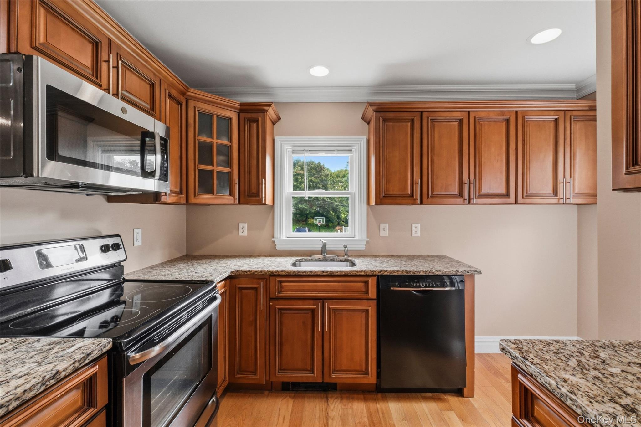 692 Mount Airy Road Property Photo 4