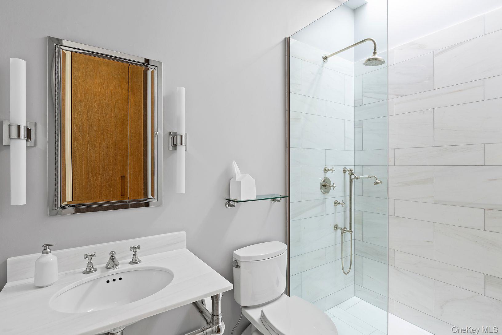 32 Neck Path Property Photo 10
