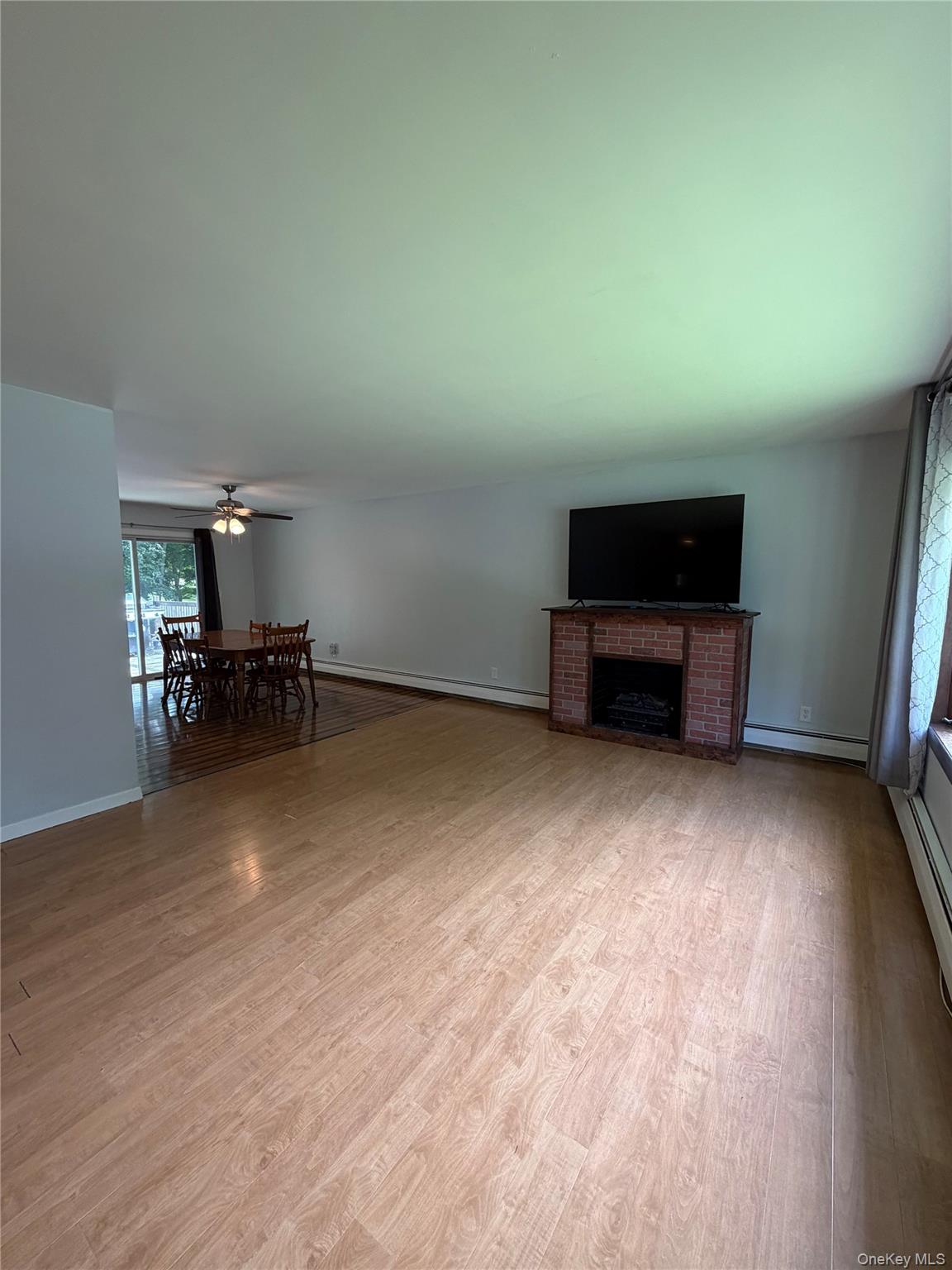 230 Roosevelt Road Property Photo 17