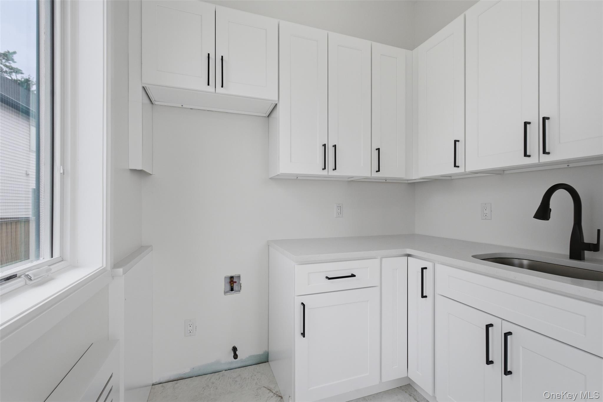 20 Singer Avenue 202 Property Photo 17