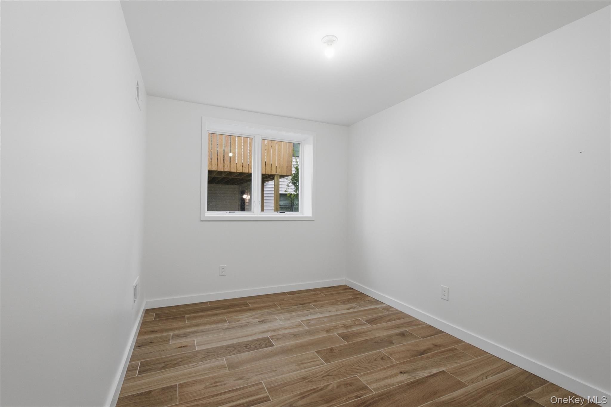 20 Singer Avenue 202 Property Photo 33