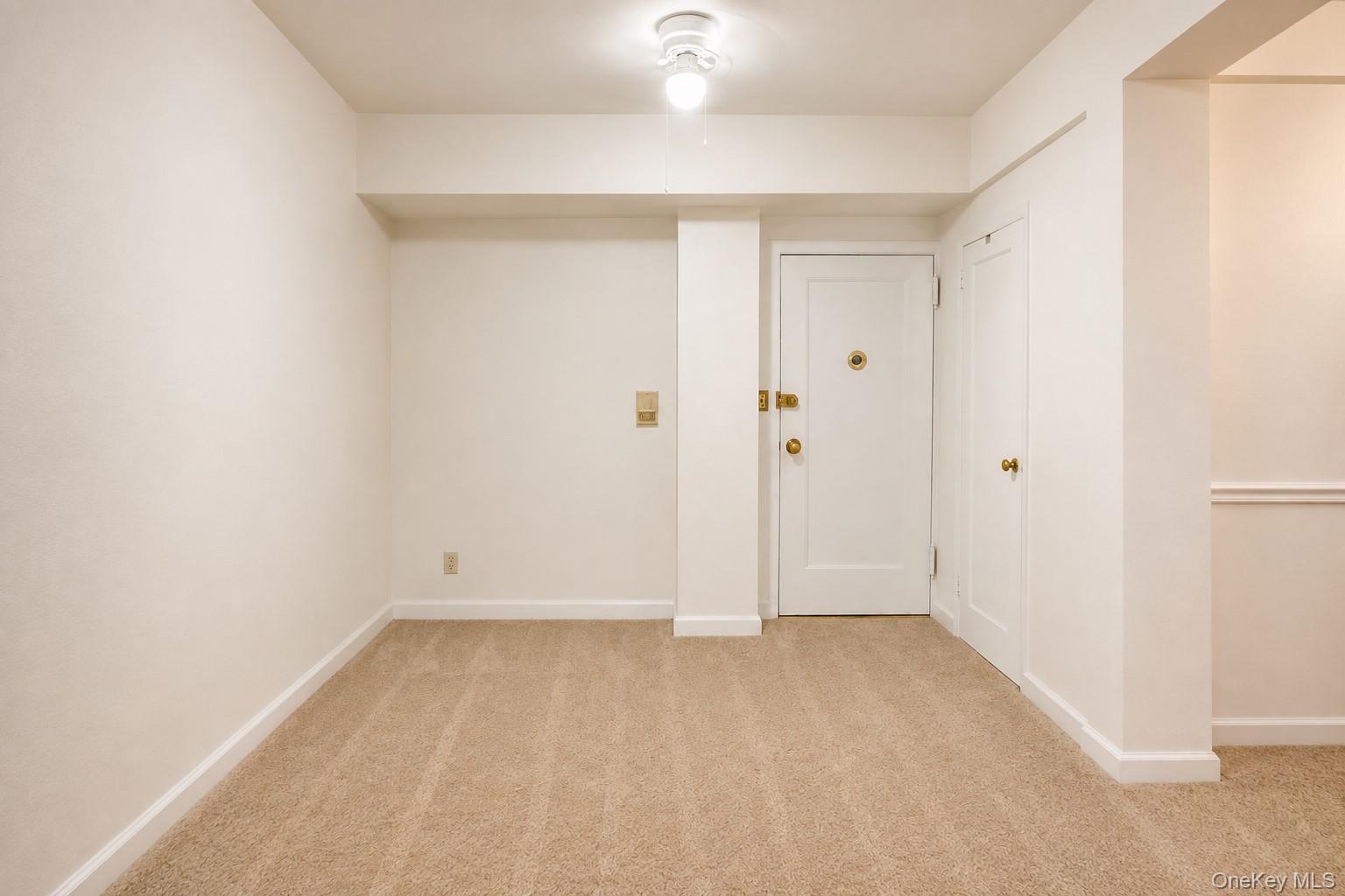 280 Collins Avenue 3i Property Photo 6