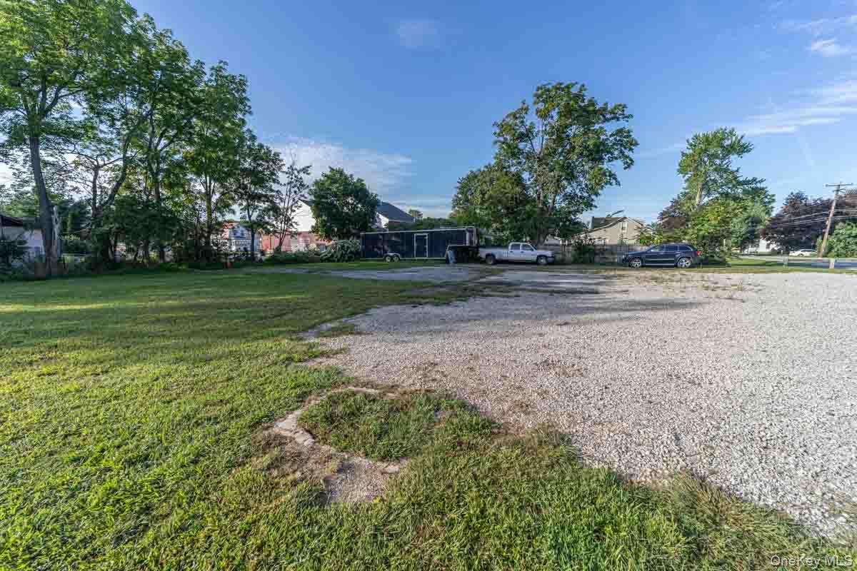 212 Homestead Avenue Property Photo 8