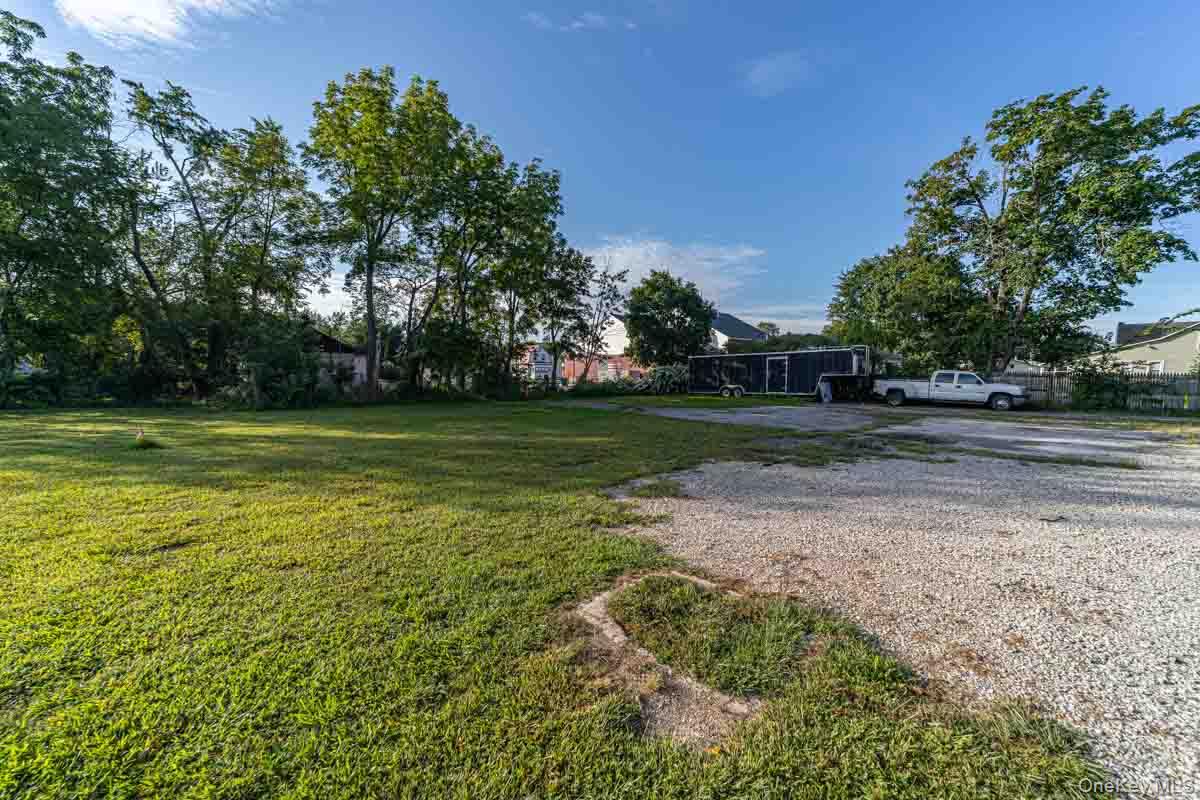 212 Homestead Avenue Property Photo 9