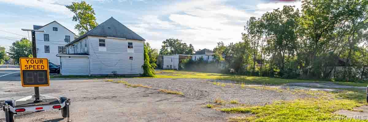 212 Homestead Avenue Property Photo 15