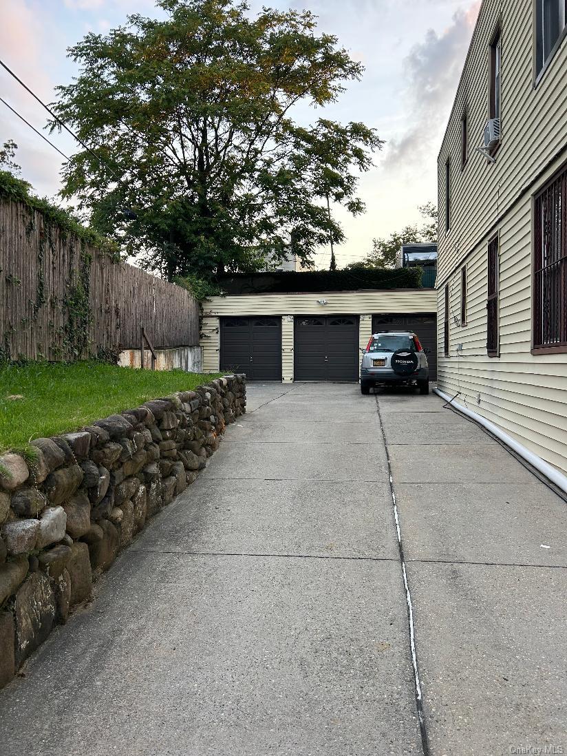 73-58 71st Street Property Photo 34