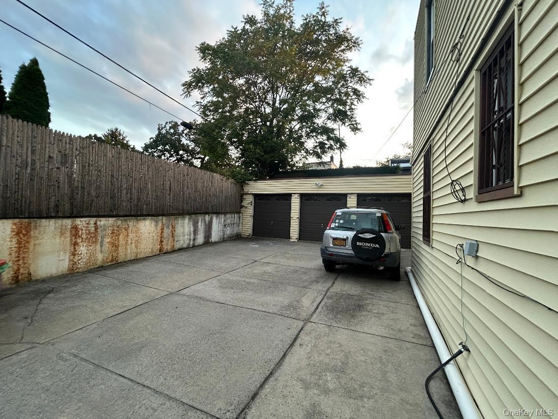 73-58 71st Street Property Photo 35