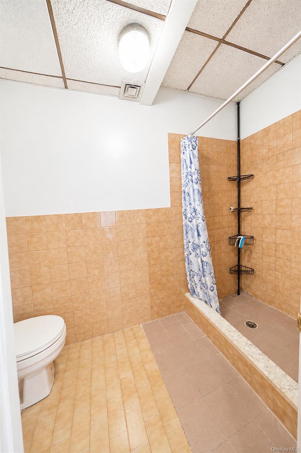6419 Myrtle Avenue Property Photo 8