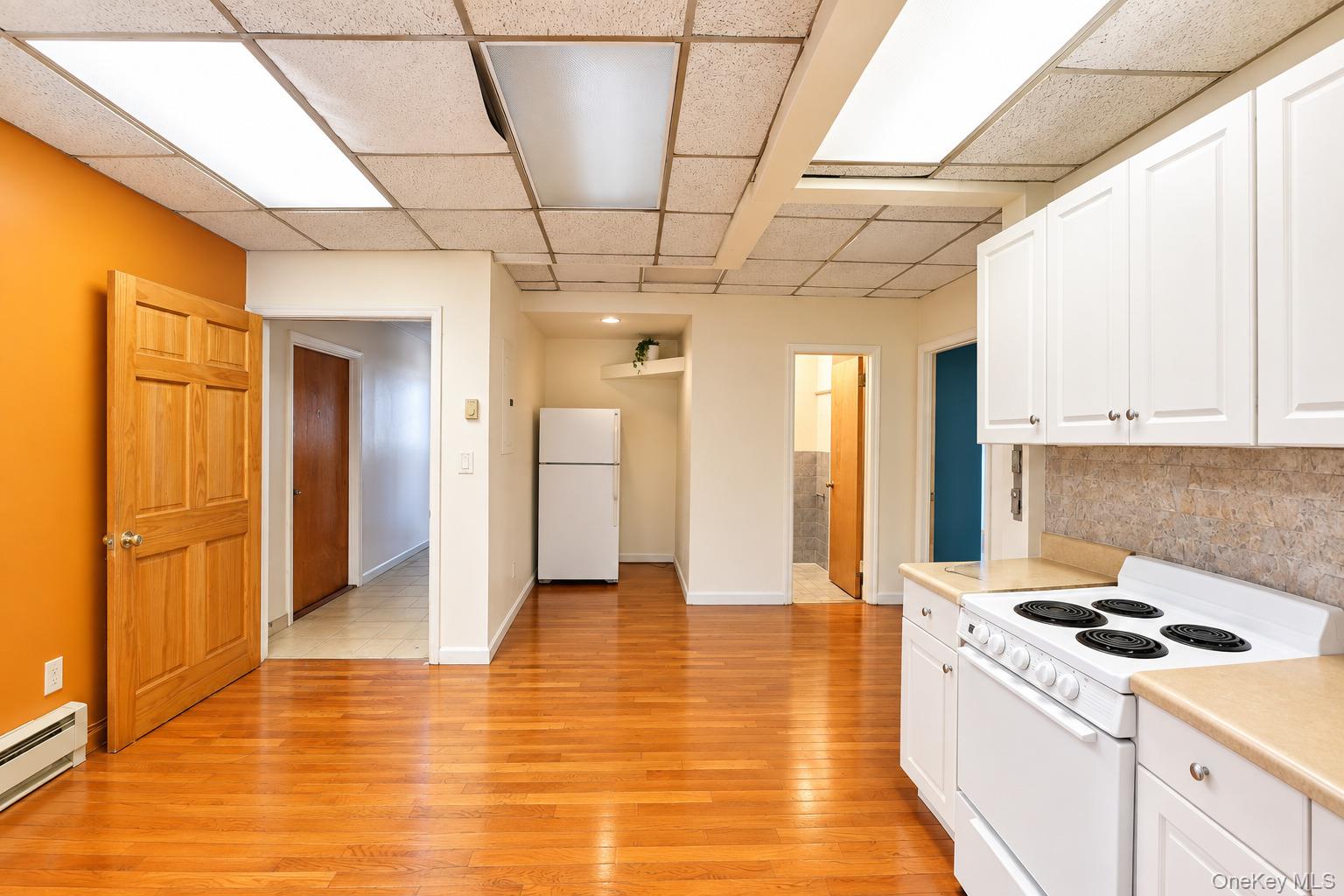 6419 Myrtle Avenue Property Photo 11