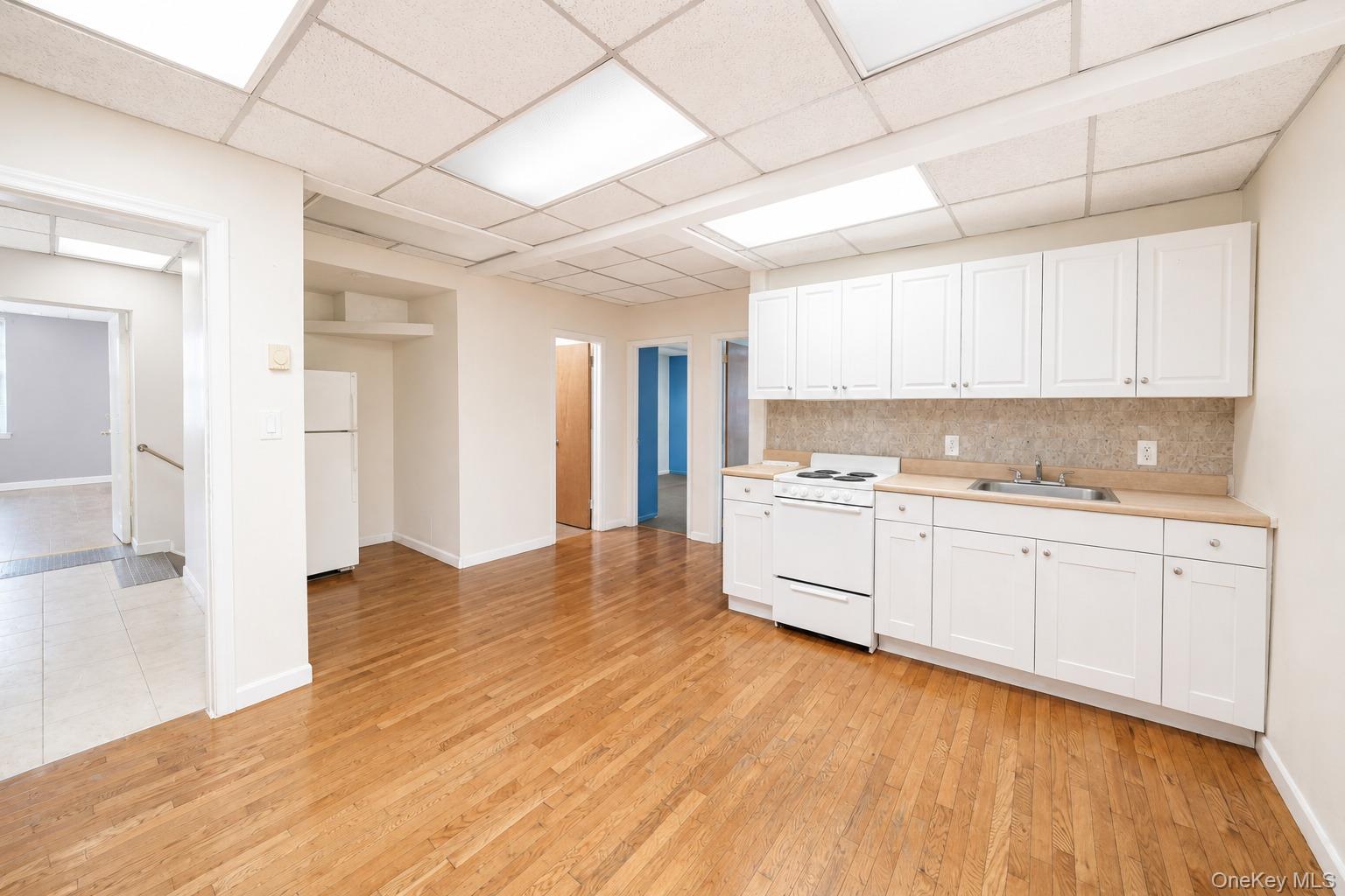6419 Myrtle Avenue Property Photo 16