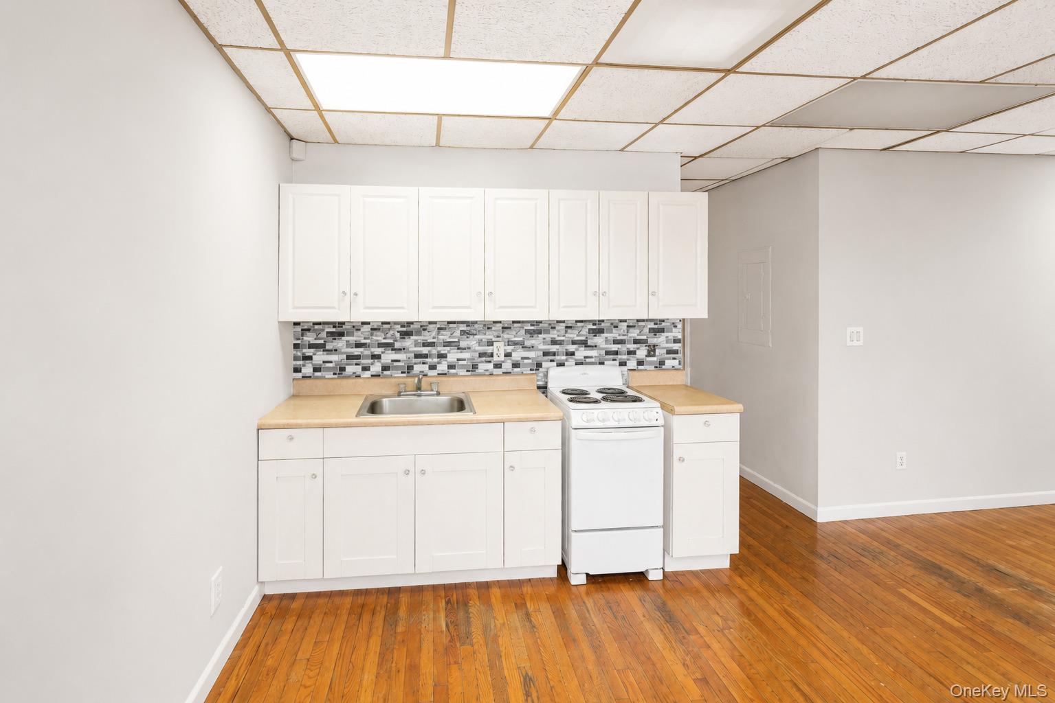 6419 Myrtle Avenue Property Photo 17