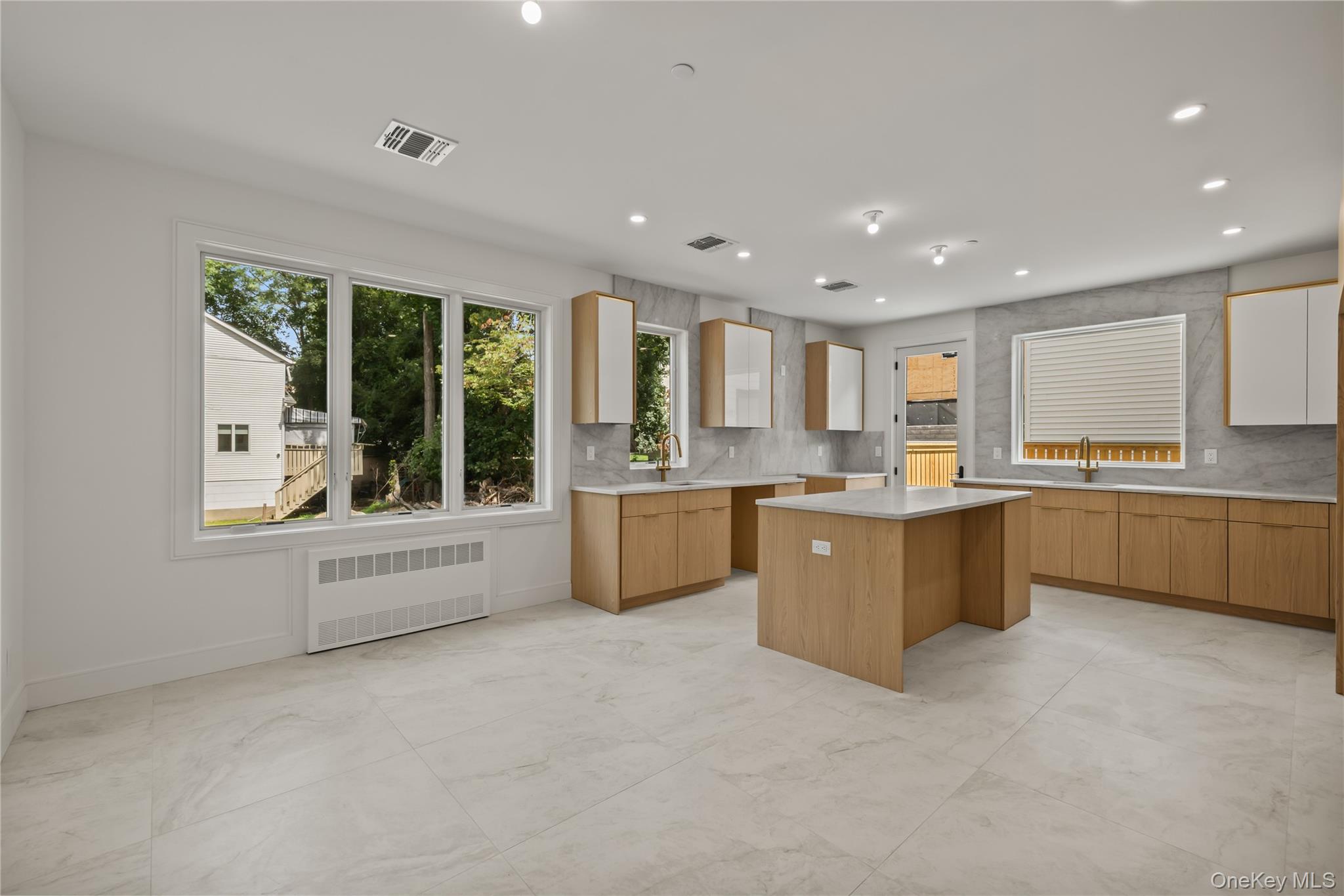 41 Saddle River Road 201 Property Photo 16