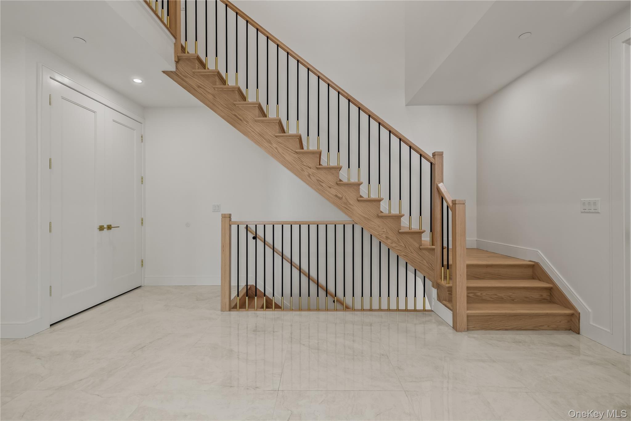 41 Saddle River Road 201 Property Photo 36