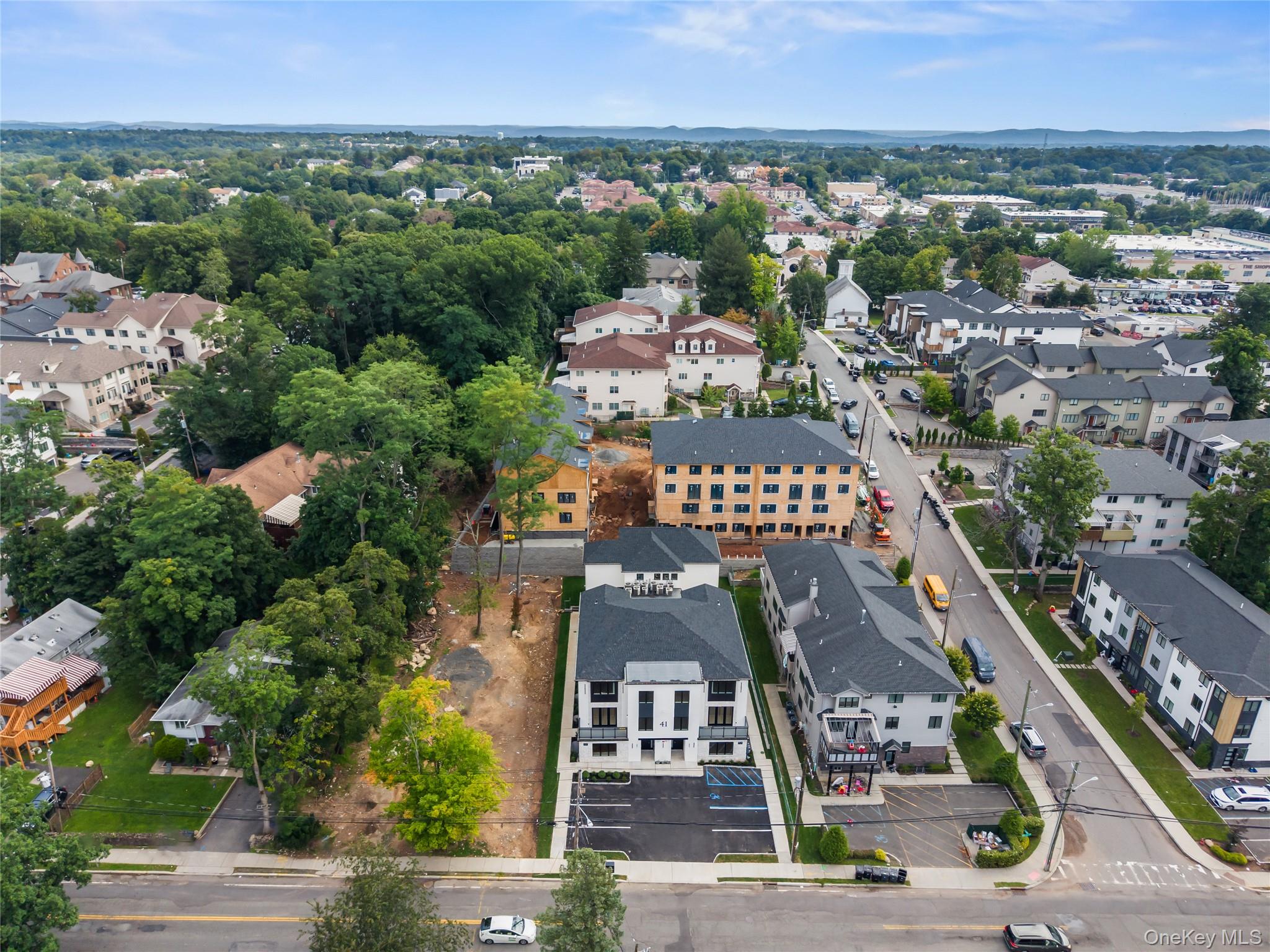 41 Saddle River Road 201 Property Photo 50