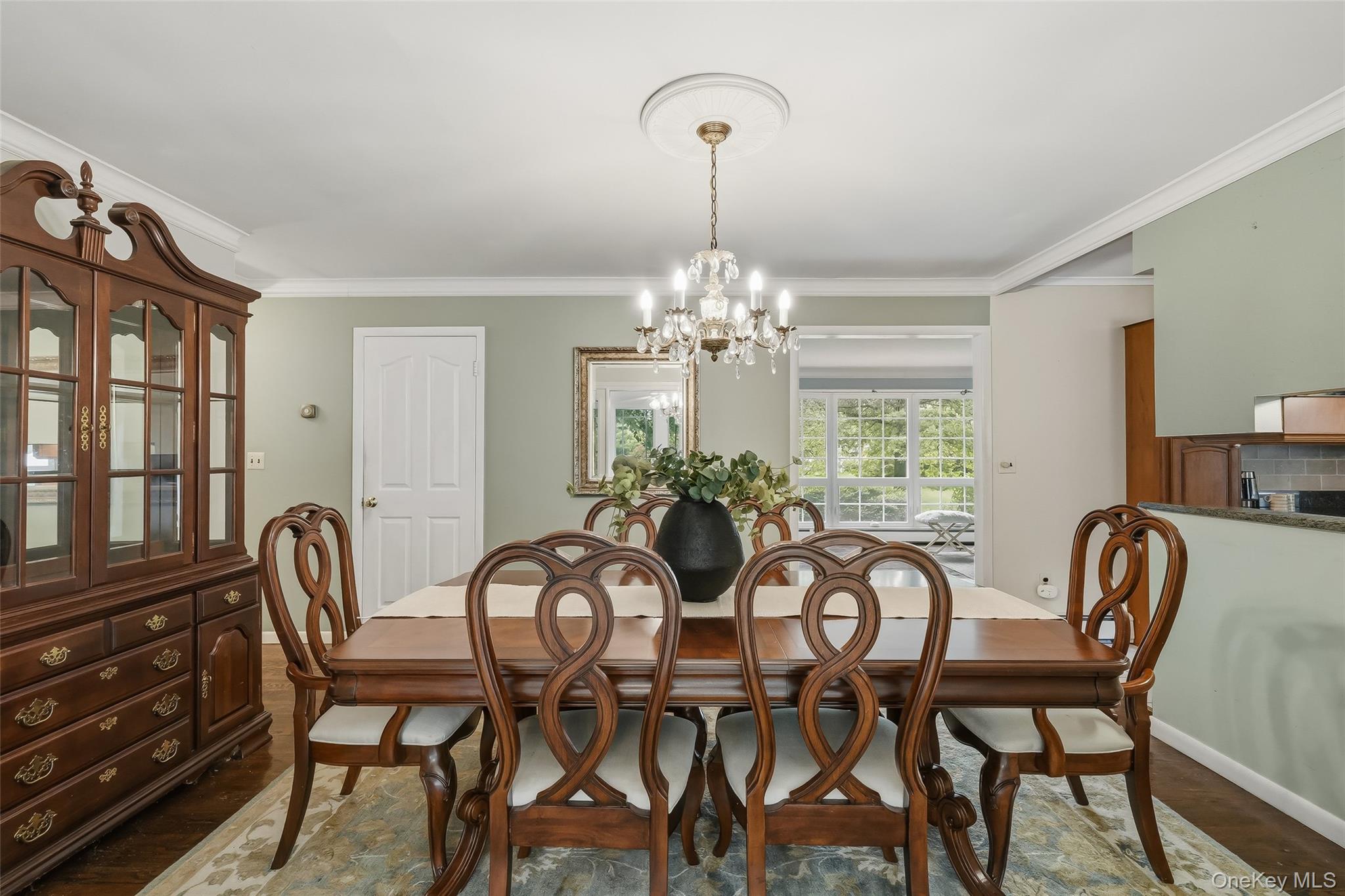 730 Fieldstone Court Property Photo 7