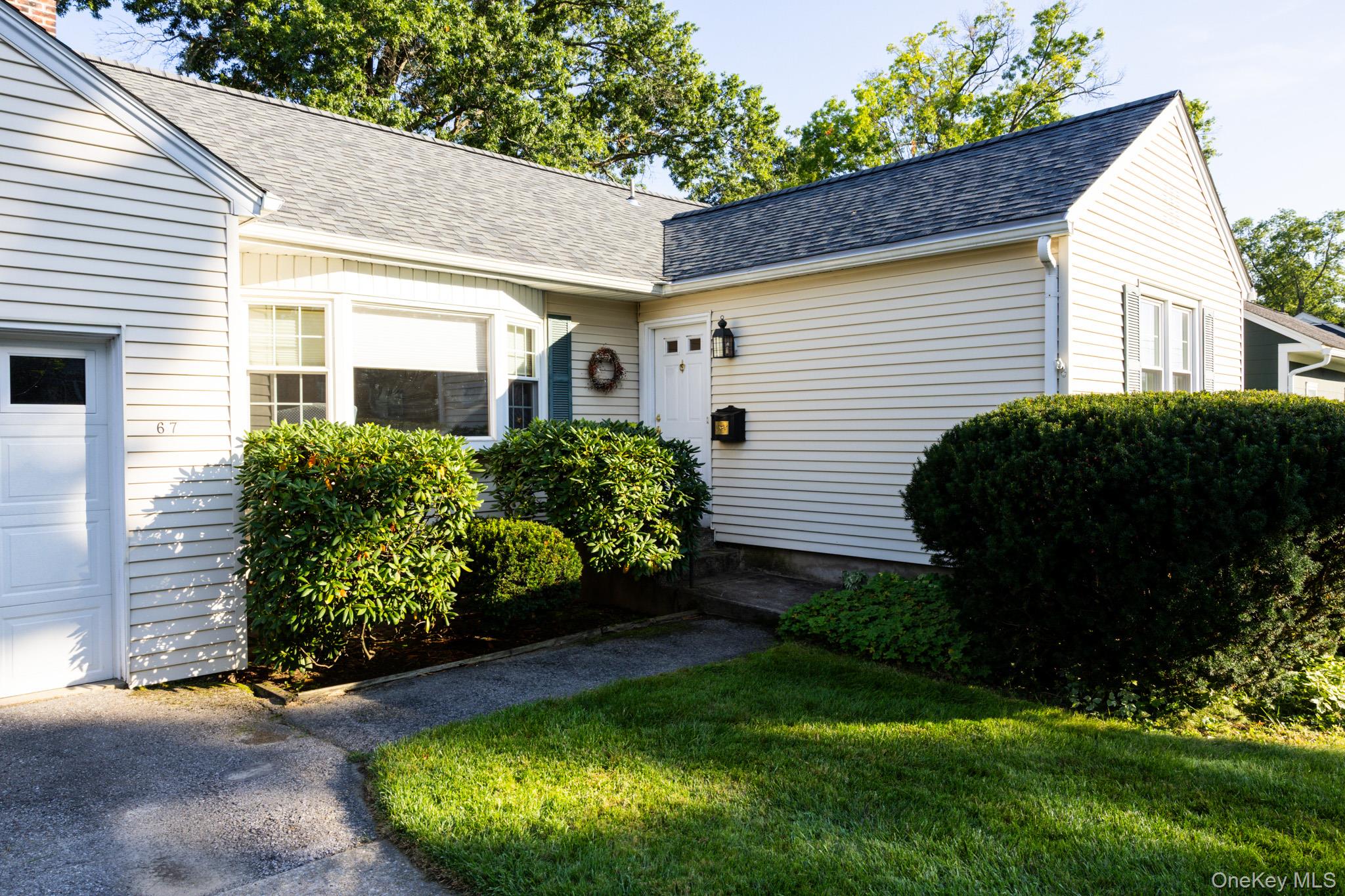 67 E Willow Street Property Photo 2