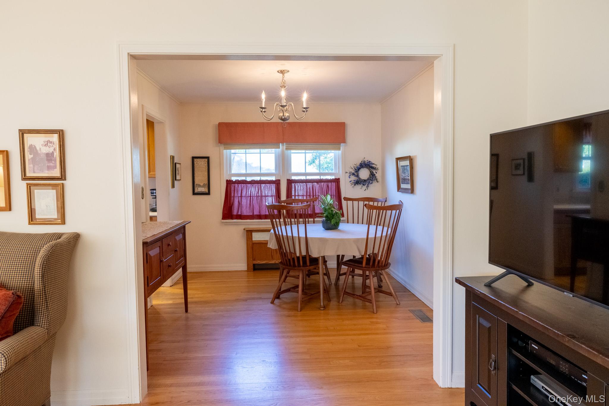 67 E Willow Street Property Photo 7