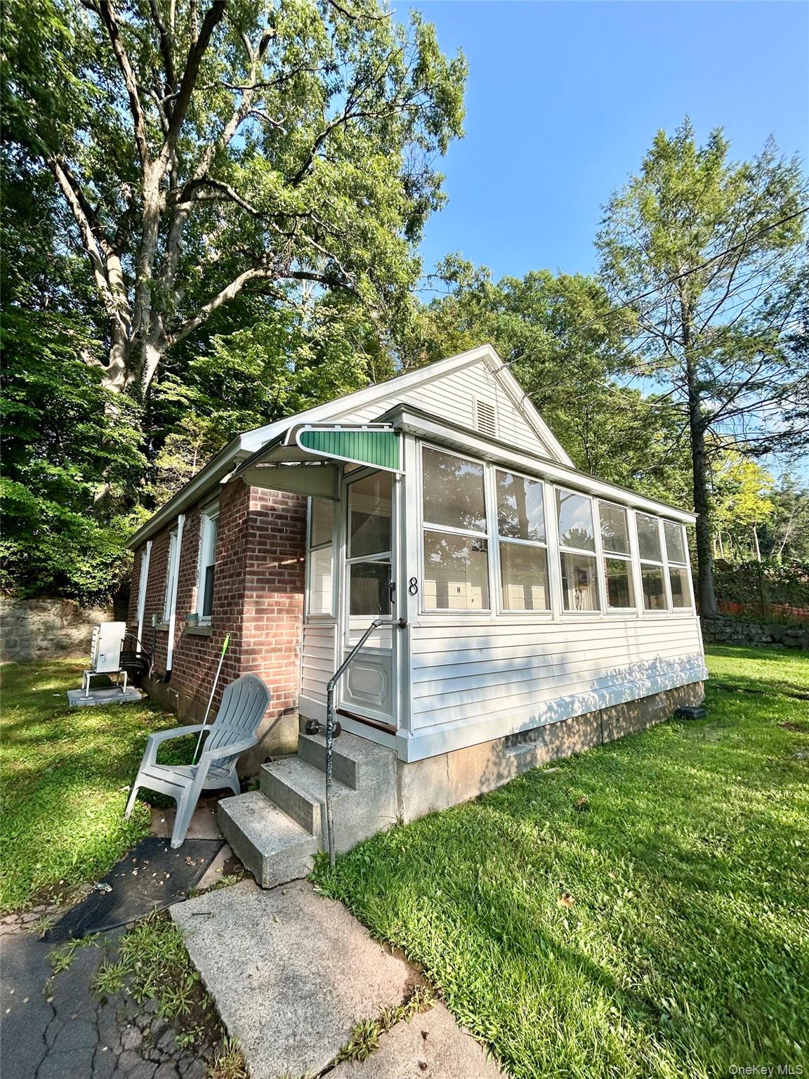 747 Route 9w Cottage 8 Property Photo 1